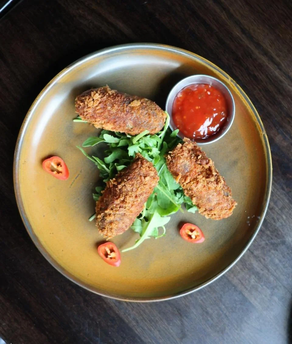 One course&hellip; or make it three? We won&rsquo;t judge 😉🍴

Our lunch menu runs 7 days a week from 12&ndash;5pm
&bull; 1 course &pound;14.95
&bull; 2 courses &pound;20.45
&bull; 3 courses &pound;25.95

Good food, relaxed vibes and a proper taste 