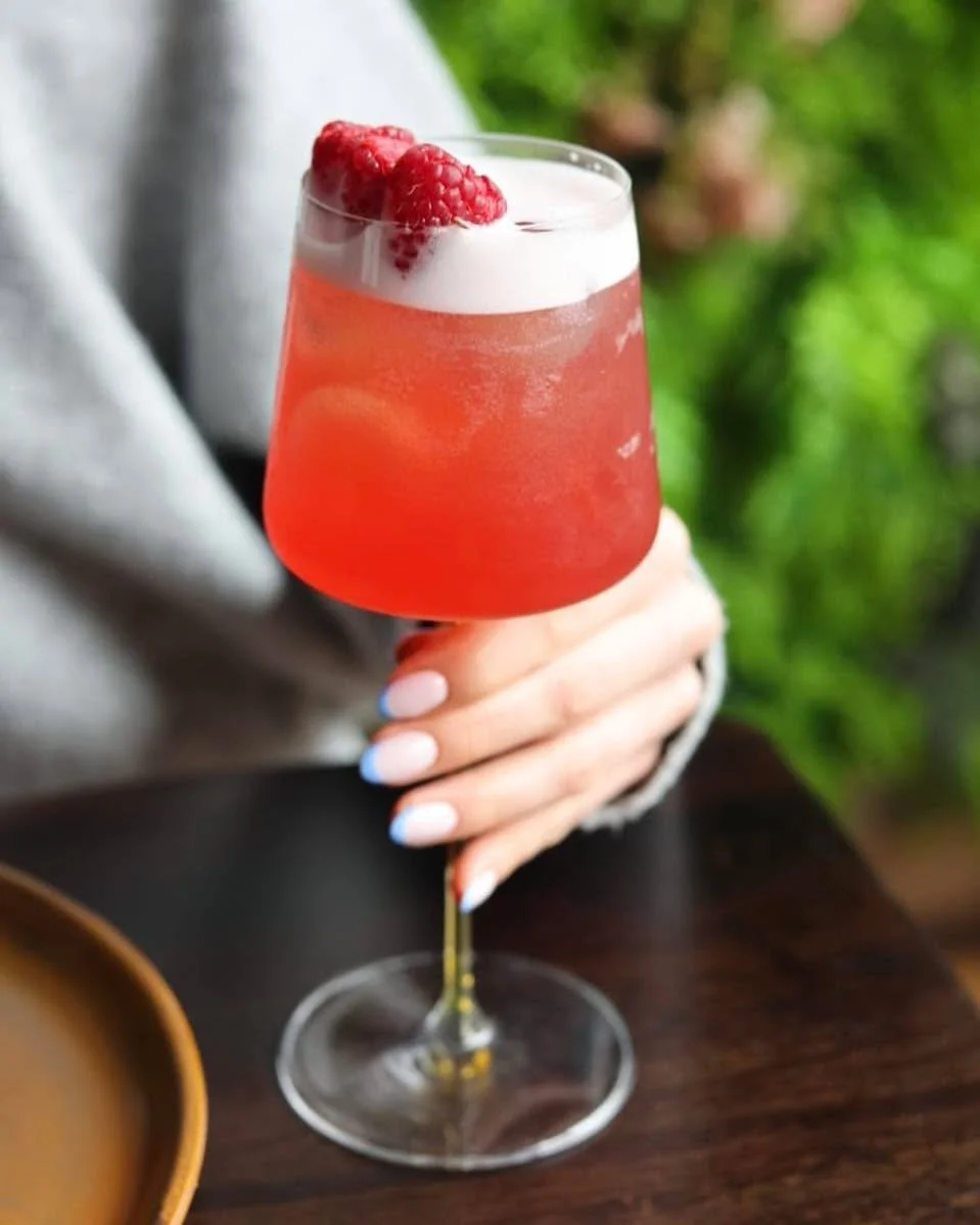 Unwind after work in the heart of Merchant City &mdash; cocktails, wine and all your favourite Scottish pours waiting at Mharsanta 🍸

📍 Merchant City
📲 Walk in or book at mharsanta.co.uk

#Mharsanta #MidweekDrinks #AfterWork #MerchantCity #Glasgow