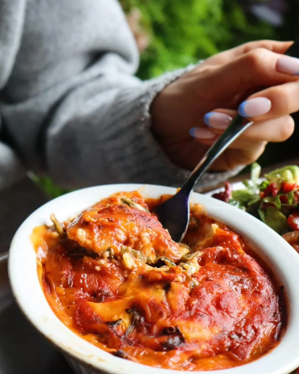 Looking for a great lunch spot in the heart of Glasgow? 👀

Our set menu is served daily from 12&ndash;5PM with the best of Scottish favourites:

🍽️ 1 course &pound;14.95
🍽️ 2 courses &pound;20.45
🍽️ 3 courses &pound;25.95

Relax, enjoy cosy vibes