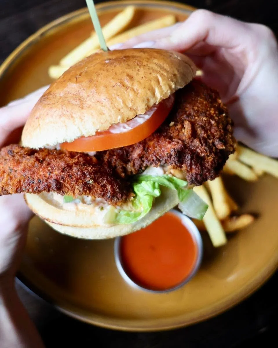 Need a lunch spot in Glasgow? 👀

Relax and enjoy Scottish favourites with our daily set menu from 12 to 5pm

🍽️ 1 course &pound;15.75
🍽️ 2 courses &pound;21.75
🍽️ 3 courses &pound;26.95

Book now at mharsanta.co.uk or just pop in

#mharsanta #mer