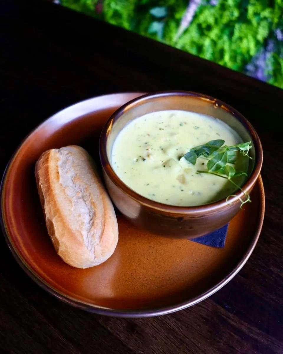 Lunching in Merchant City 👀✨

Our set menu is served daily from 12&ndash;5pm and is perfect for relaxed lunches and catch ups 🥂

🍽️ 1 course &pound;15.75
🍽️ 2 courses &pound;21.75
🍽️ 3 courses &pound;26.95

📲 mharsanta.co.uk

#mhrsanta #glasgow