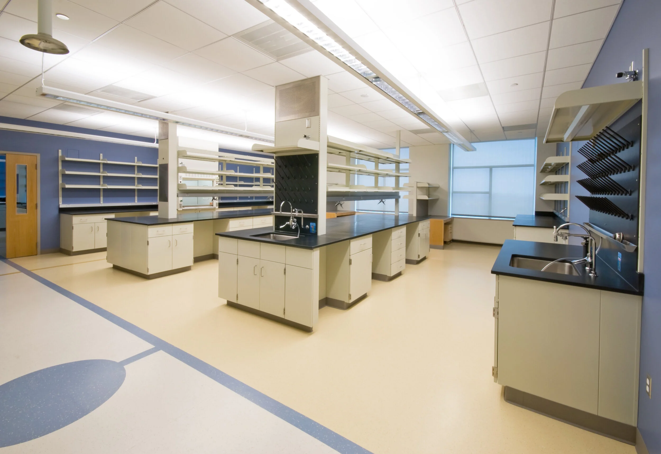 Steel Casework Photo Gallery — mottLAB Full Service Lab Furniture