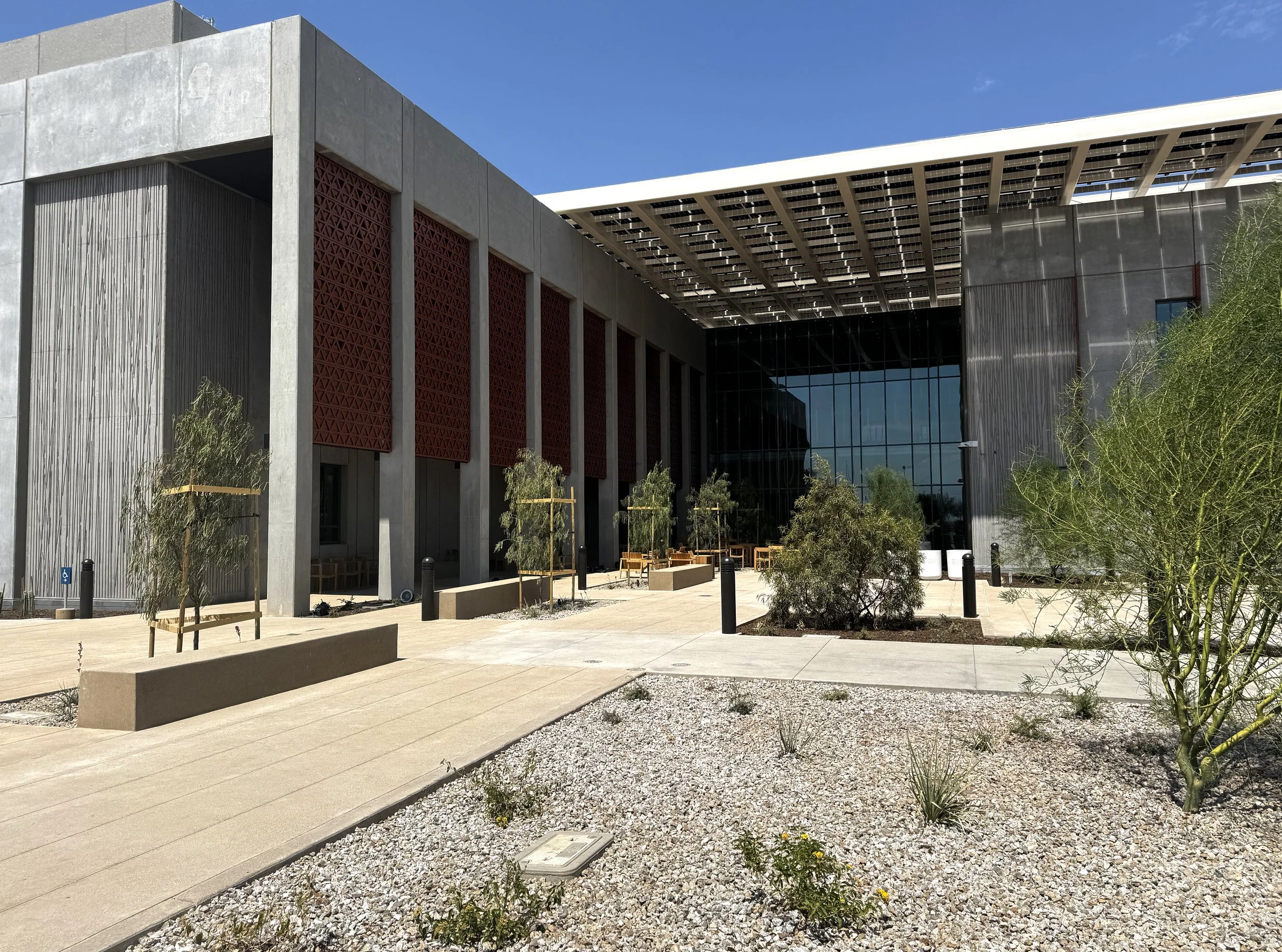 exterior image of San Diego State University Imperial Valley l Brawley Science & Engineering 