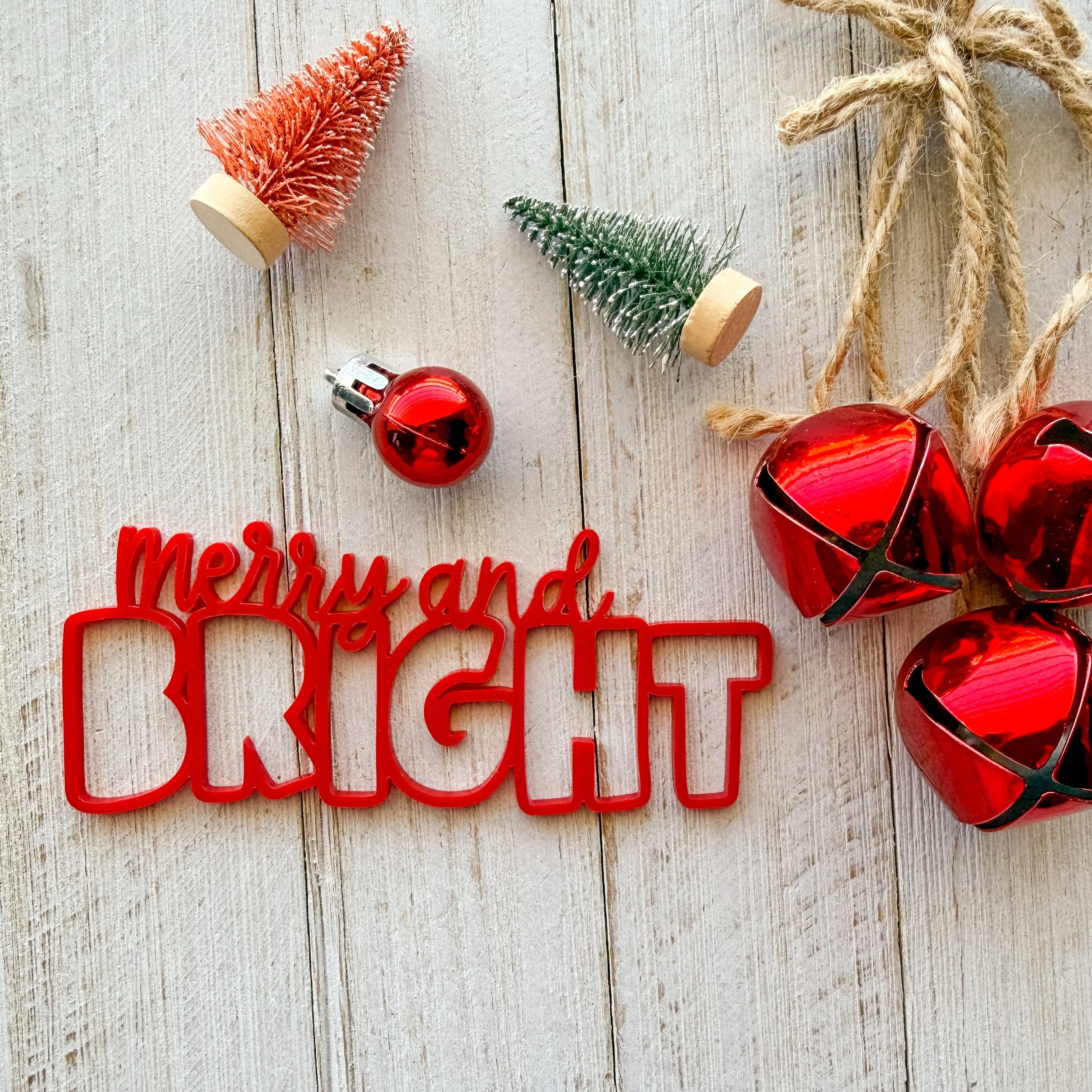 Red - Merry and Bright