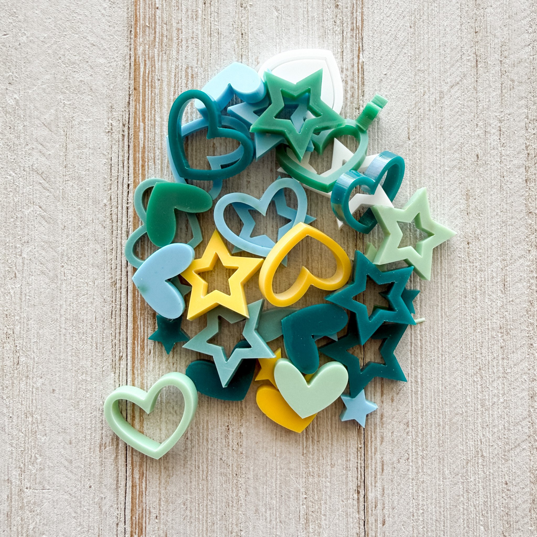 July Heart & Star Confetti