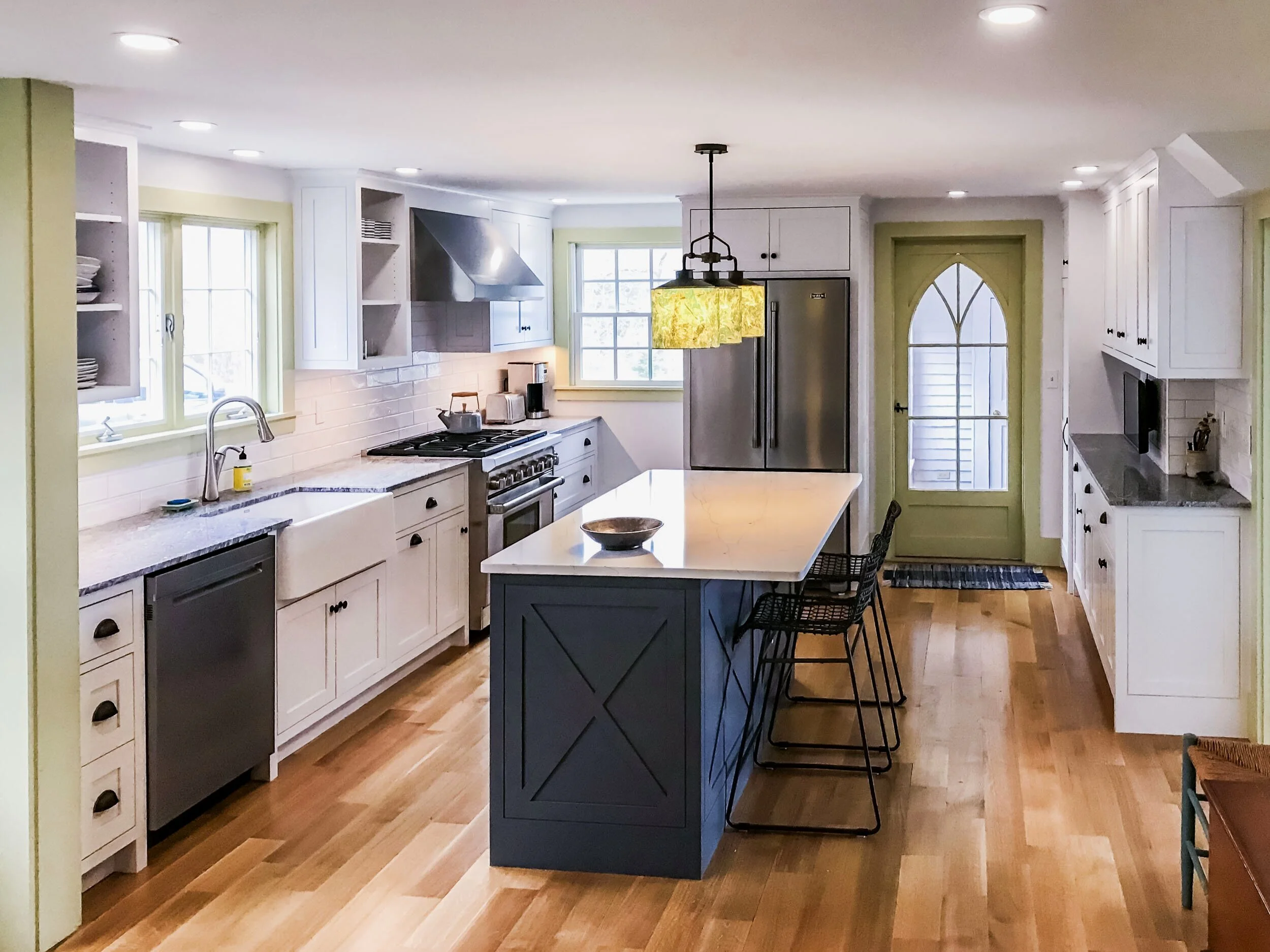 Farmhouse+Kitchen+Design+Custom+Cabinets+Maine.jpg