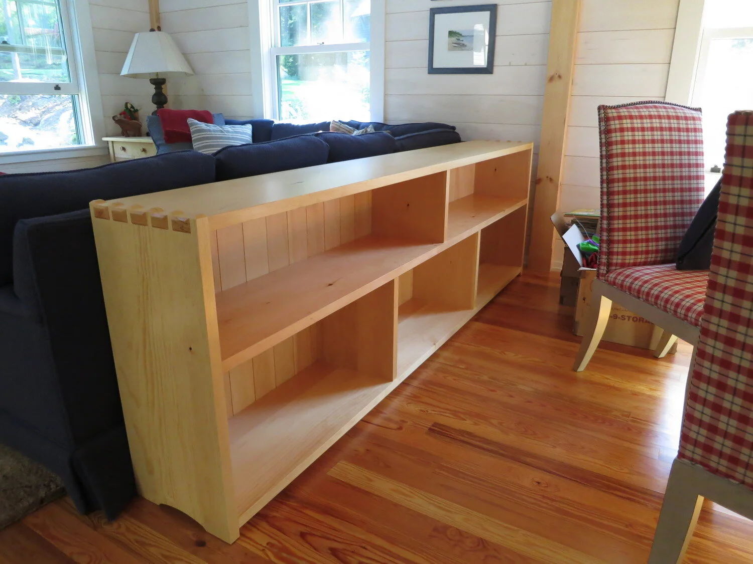 Pine Sofa Bookcase with Dovetail.jpeg