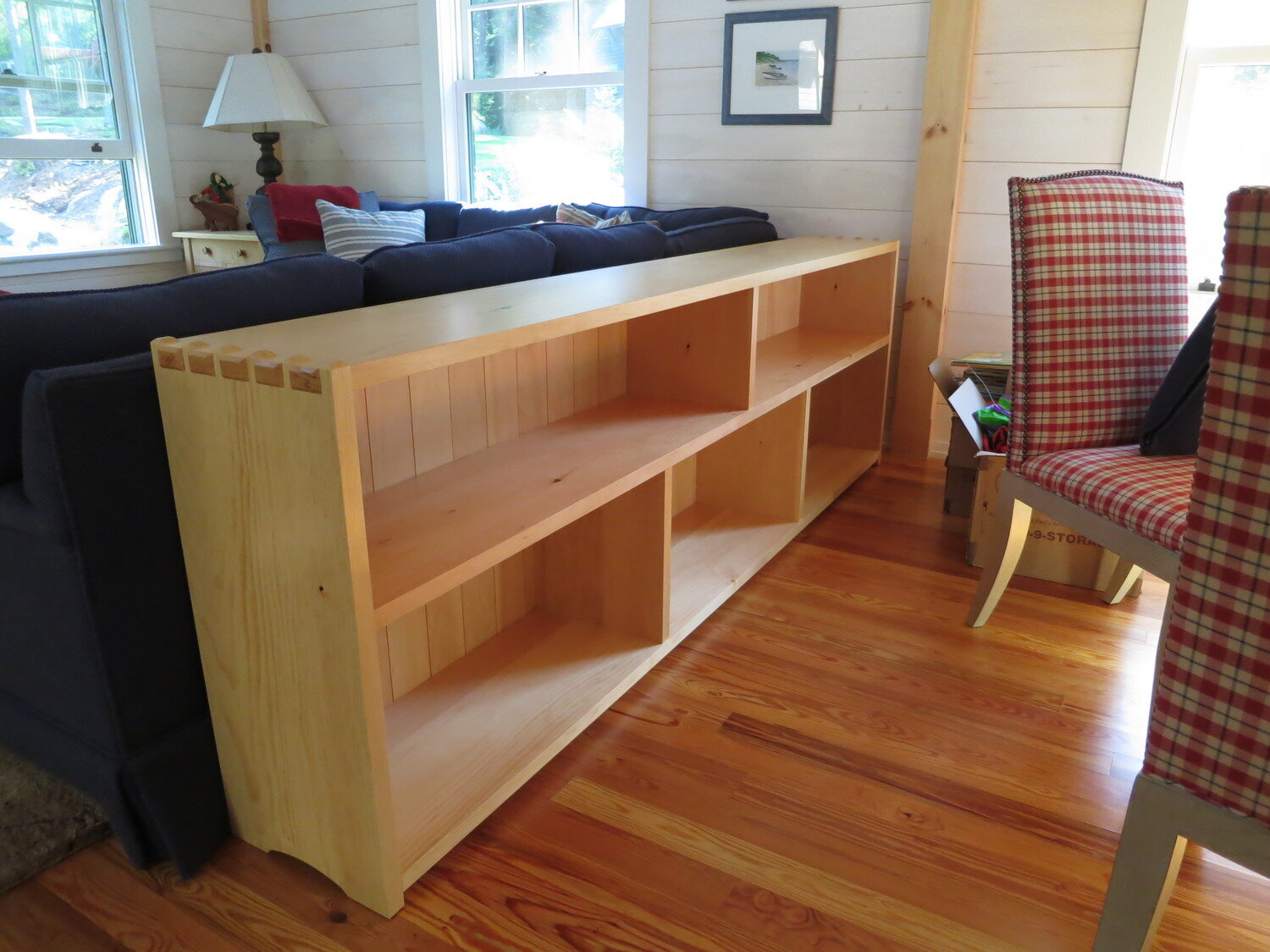 Pine Sofa Bookcase With Dovetail