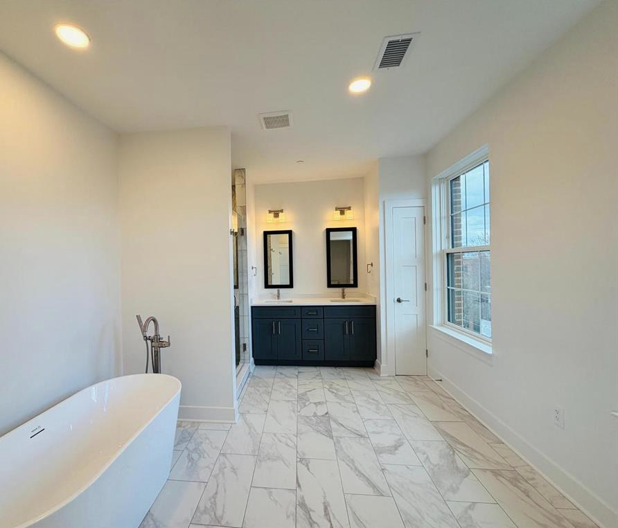 Bathroom 1.png