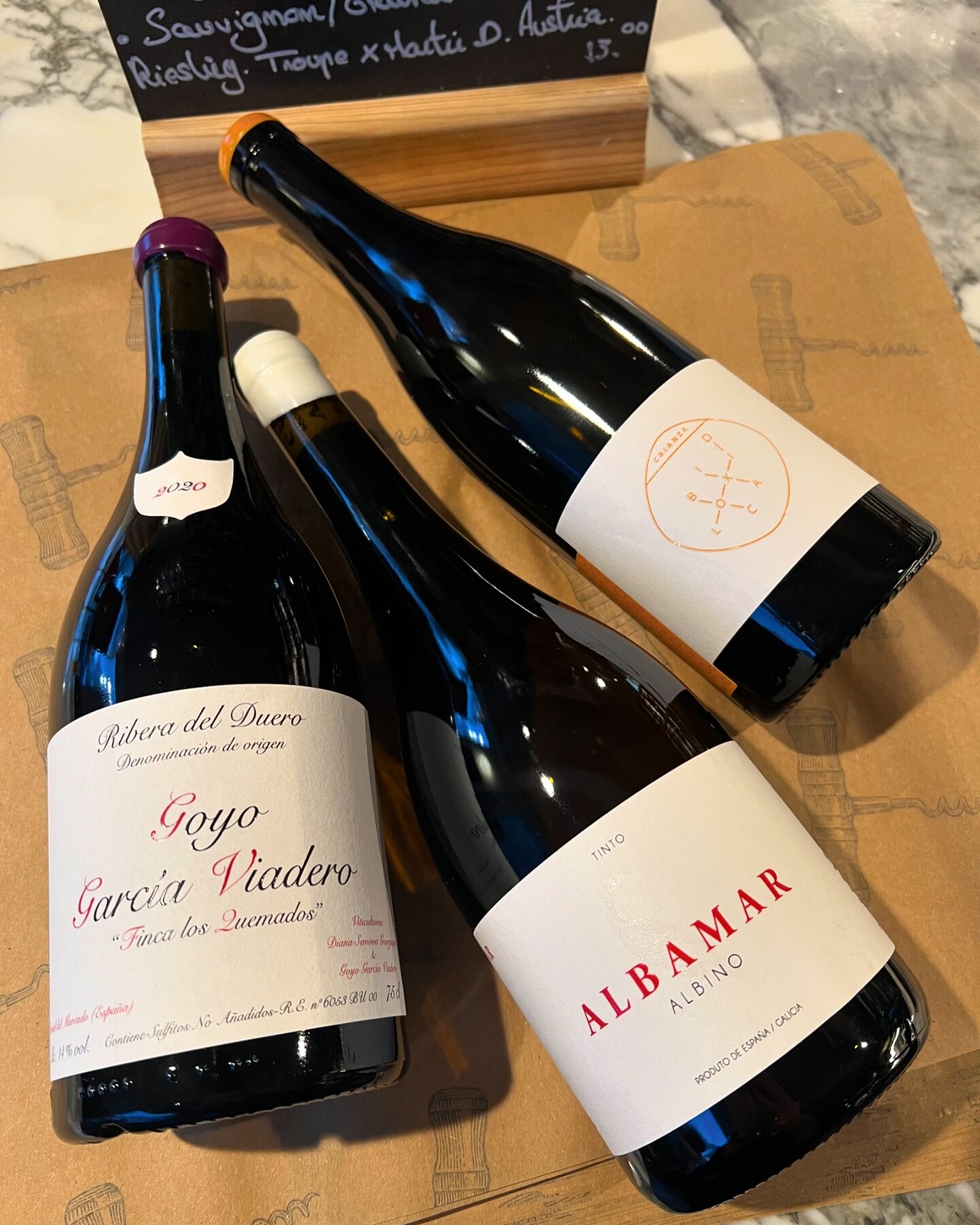 NEW WINE FRIDAY: We&rsquo;ve added three amazing and interesting Spanish wines to our shop. 1) a brilliant and concentrated organic/biodynamic Ribera del Duero from @goyogarciaviadero 2) barrel-aged white &ldquo;Albino&rdquo; from @albamarbodegas uti