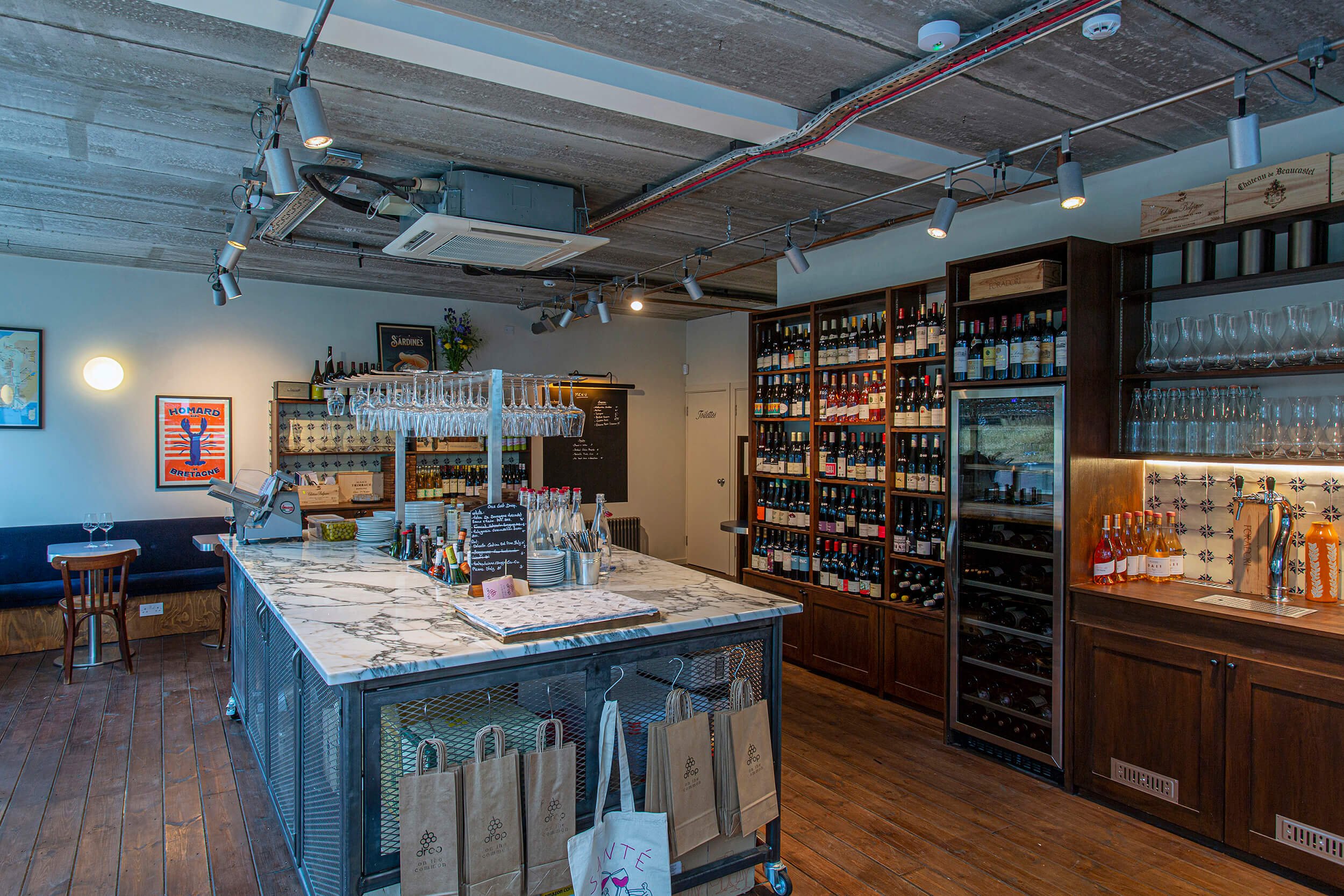 Wine Bar Clapham Drop On The Common Wine shop and bar — Drop