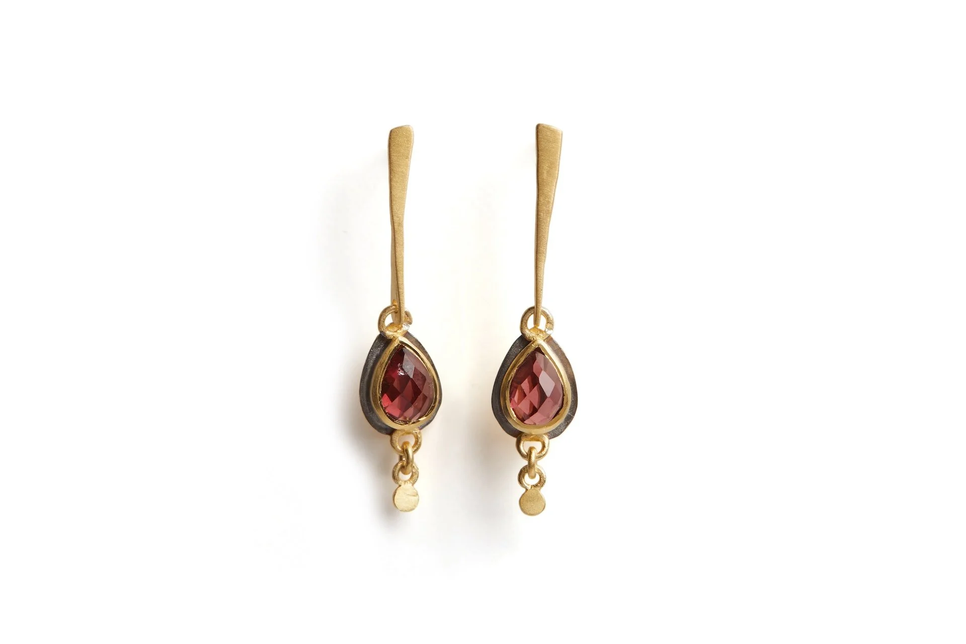Elegant Gold Garnet ER.jpg