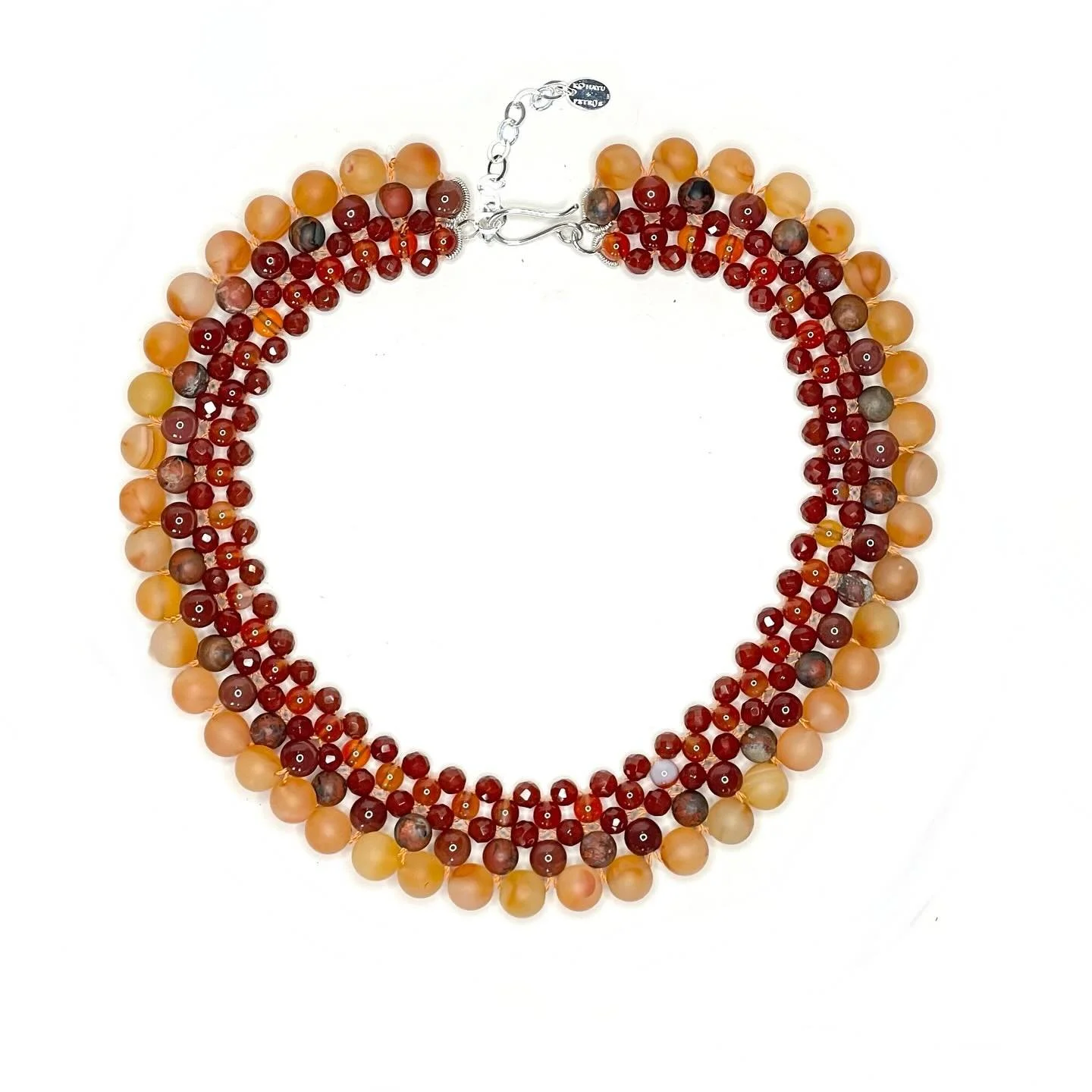 ✨ A classic reinvented! 🍁
.
.
.
#orang #fall #autumn #classic #cornelian #garnet #tedagate #unique #jewellery #onlinenow