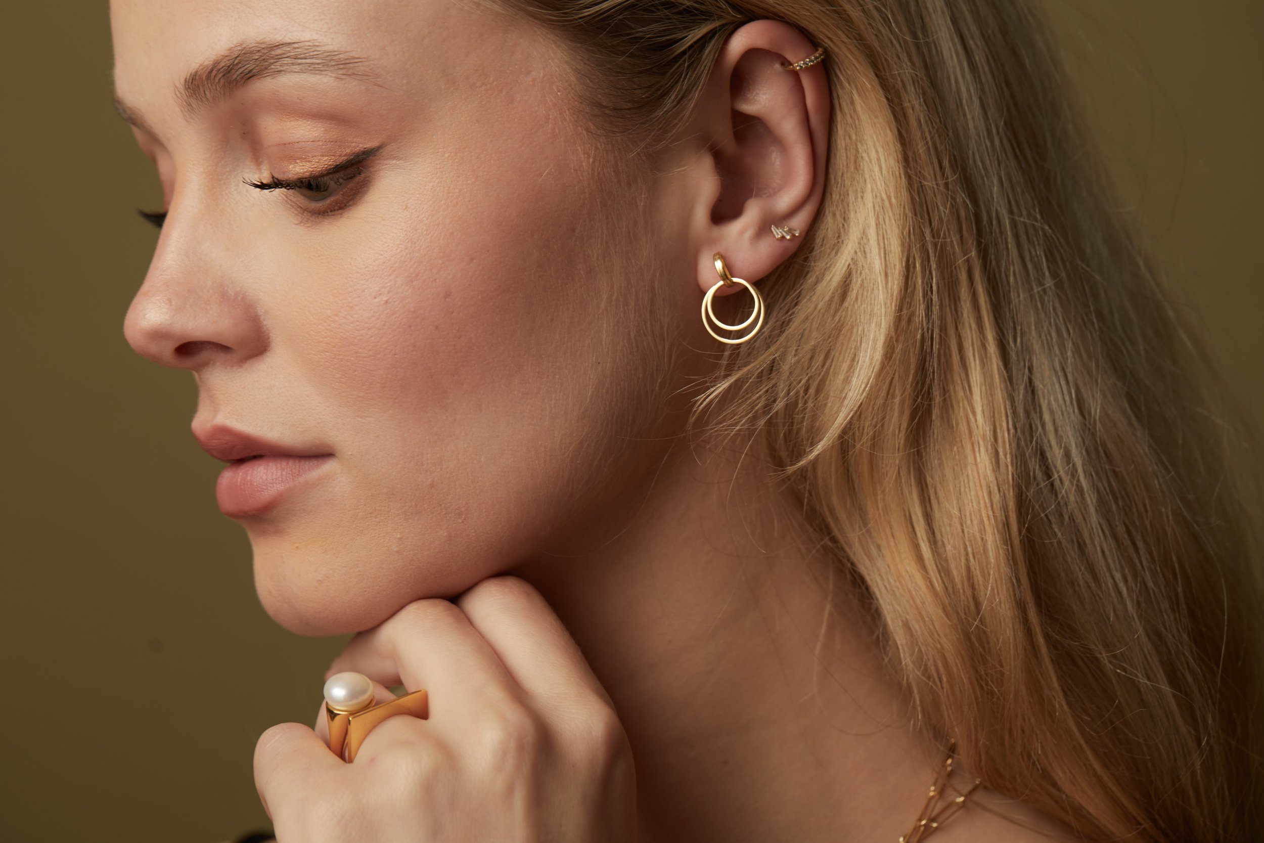 Geometric Pearl Ring on model.jpg