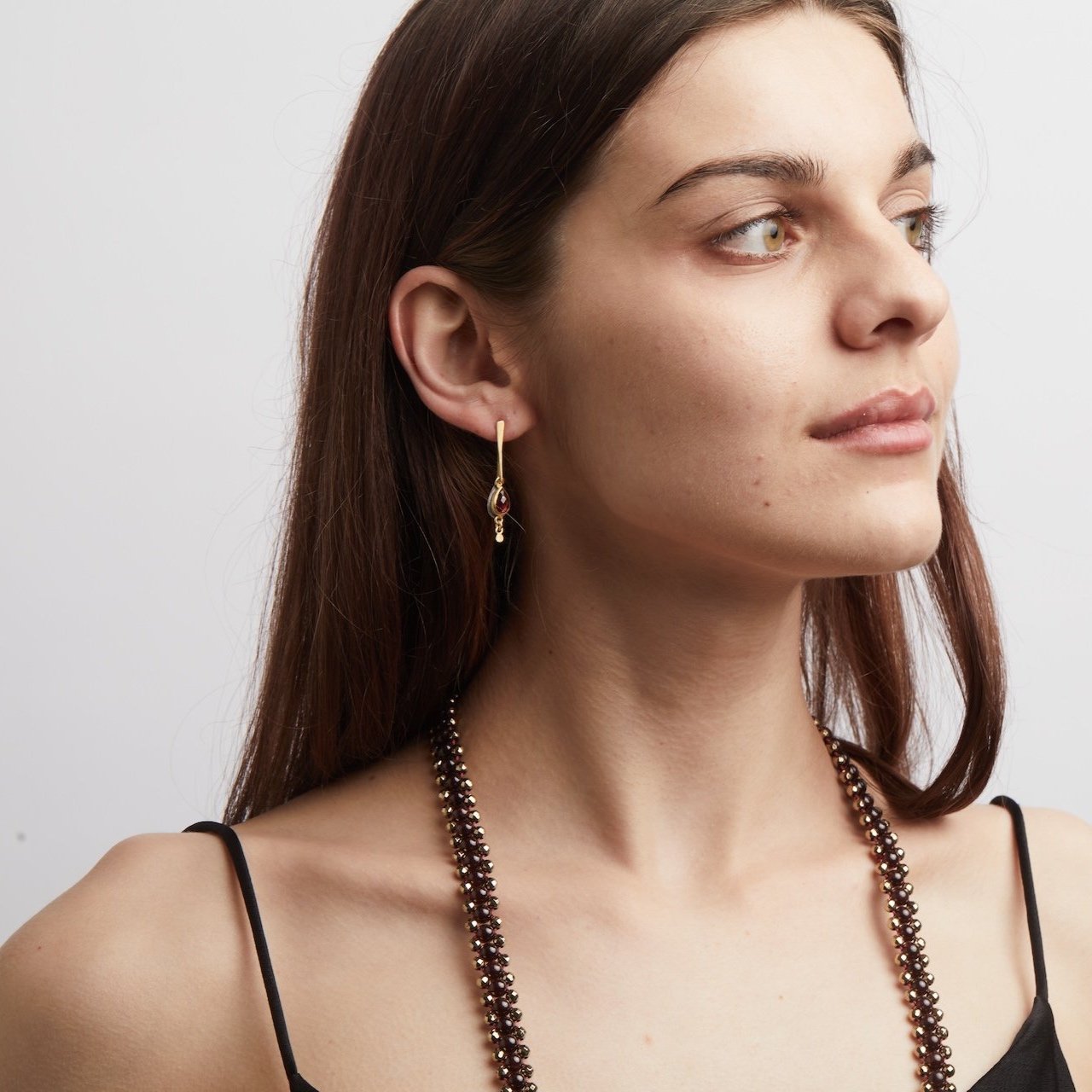 Garnet+Gold+ER+and+ZIp+on+model+2.jpg