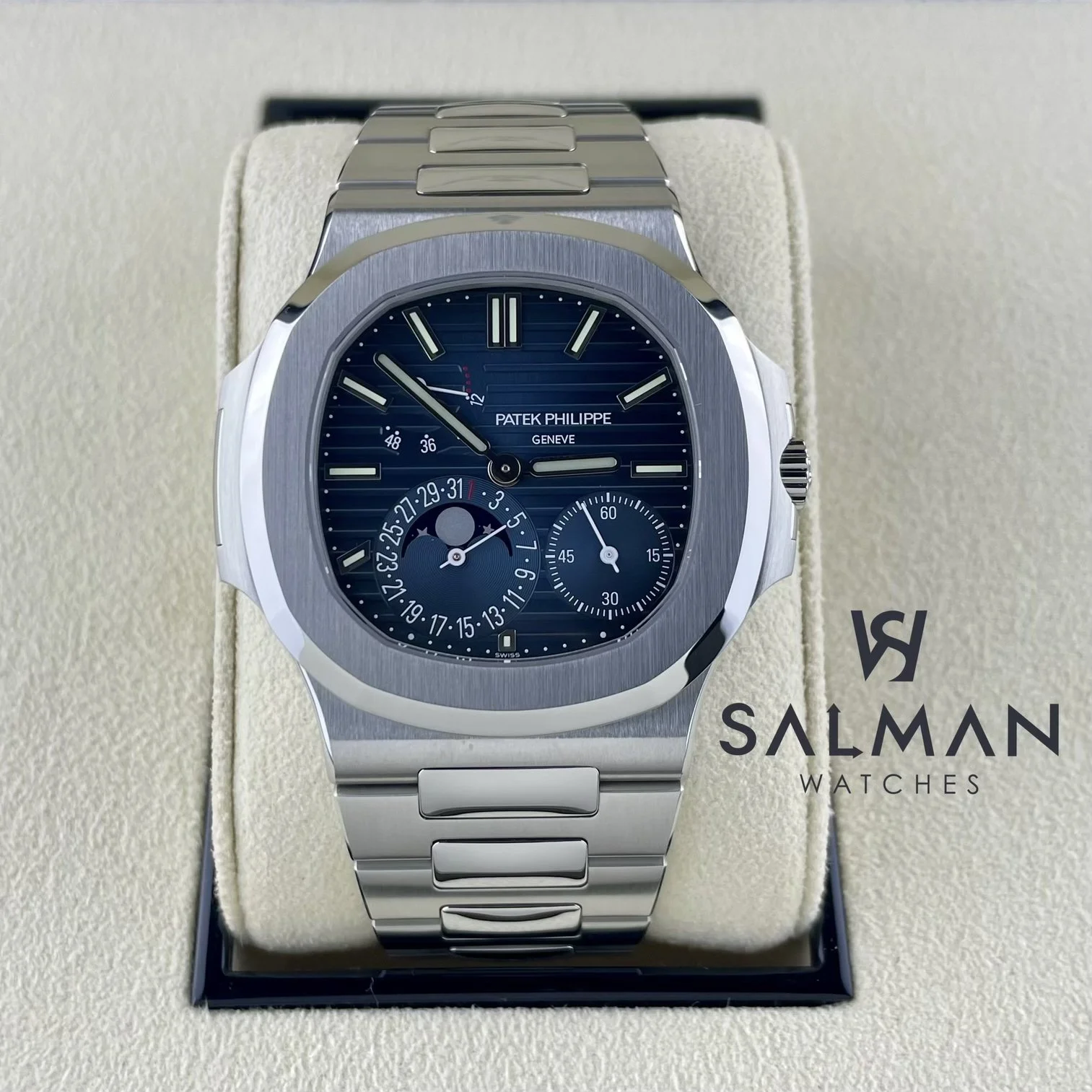Patek Philippe Nautilus - 5712/1A