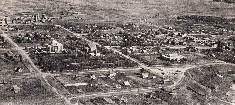 Cardston aerial view, 1933
