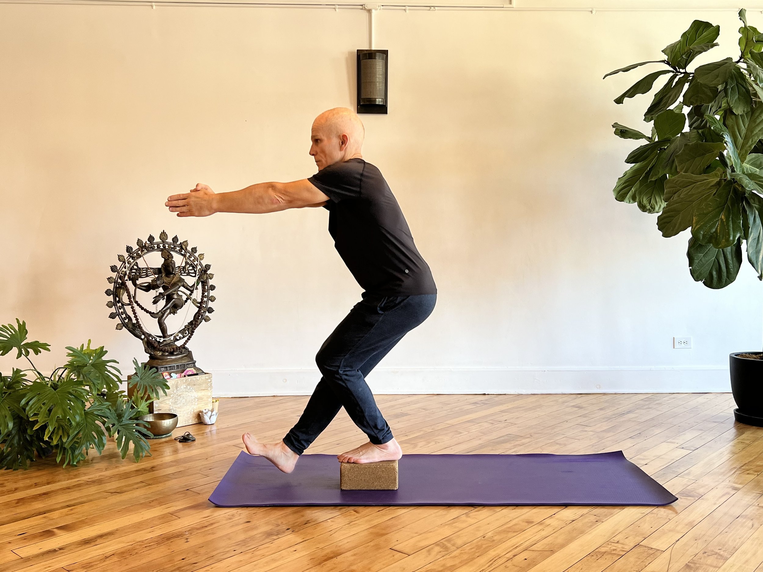 Movement Lab: Foot, Ankle and Knee with Naime Jezzeny