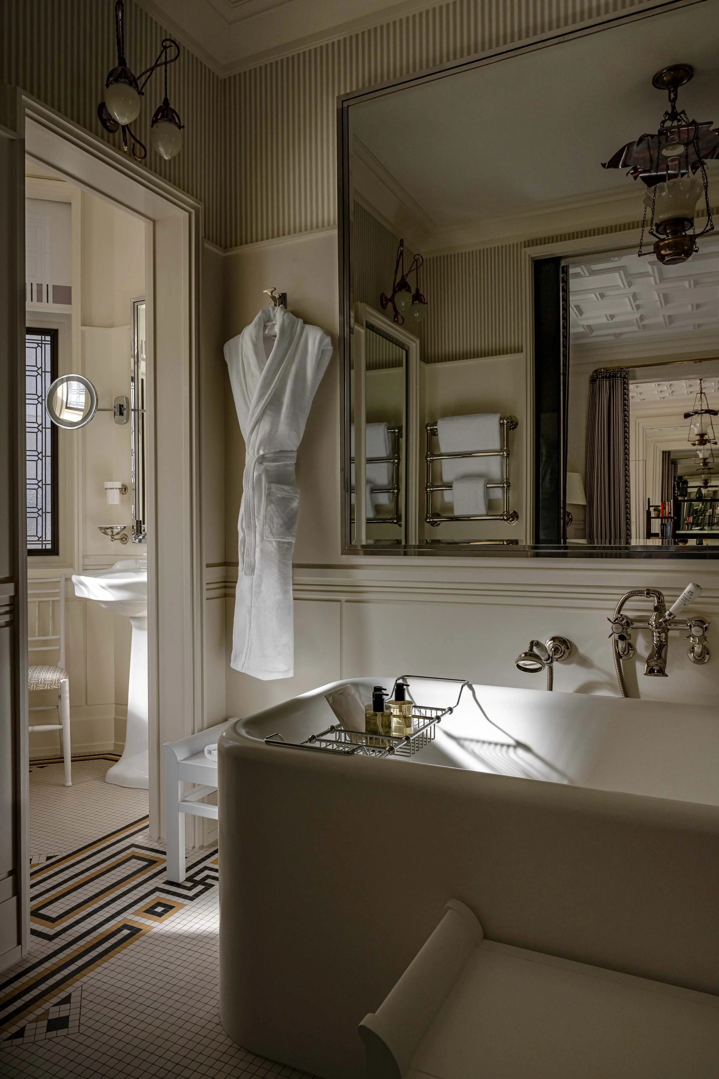 at sloane londres mr. tripper-23.jpg