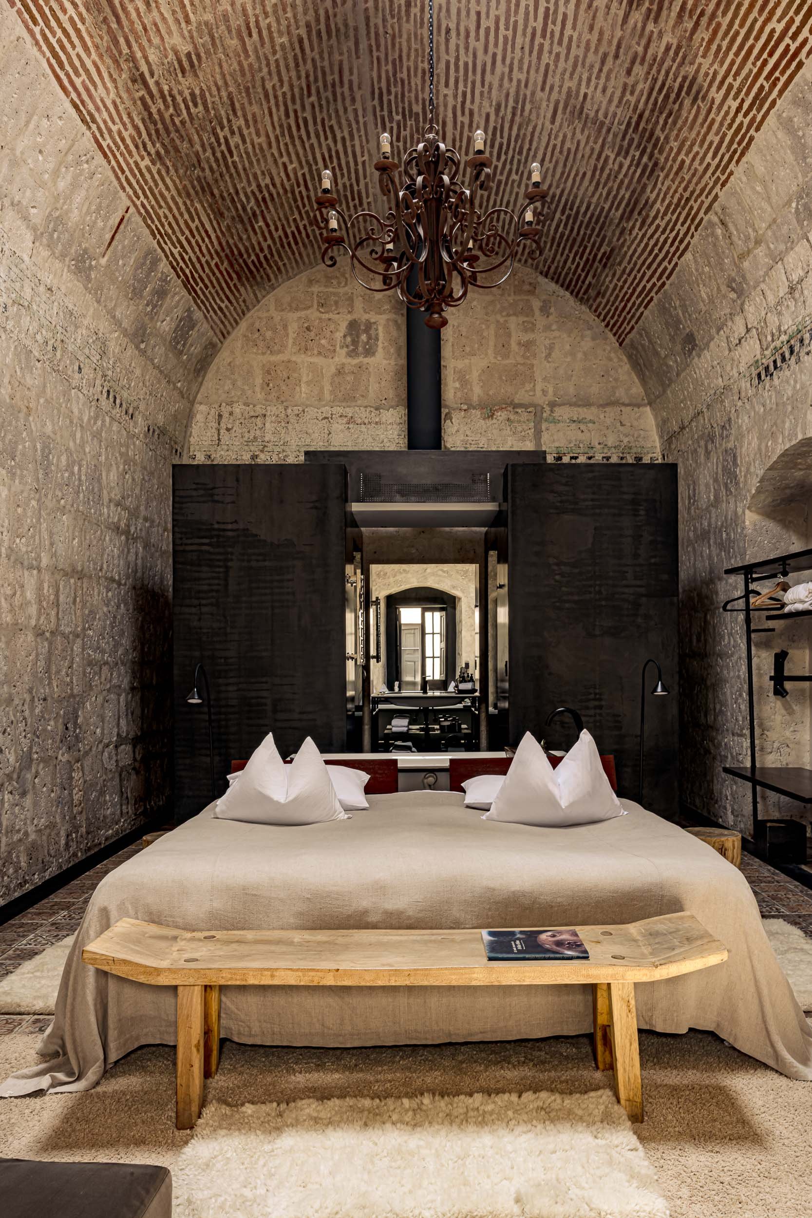 cirqa mrtripper-14.jpg