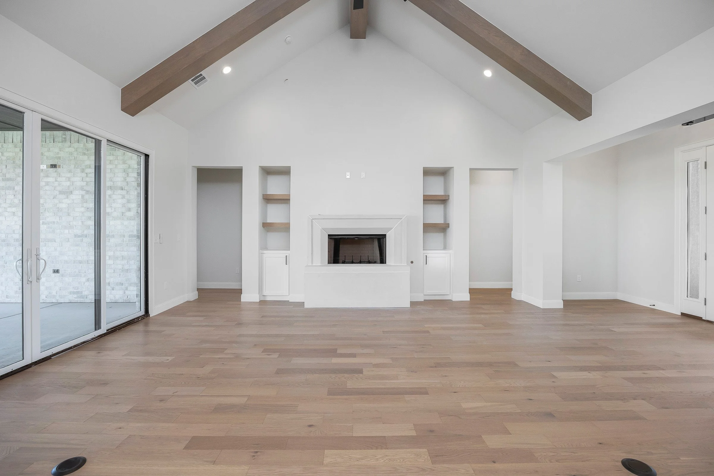 07-Living Room 3.jpg