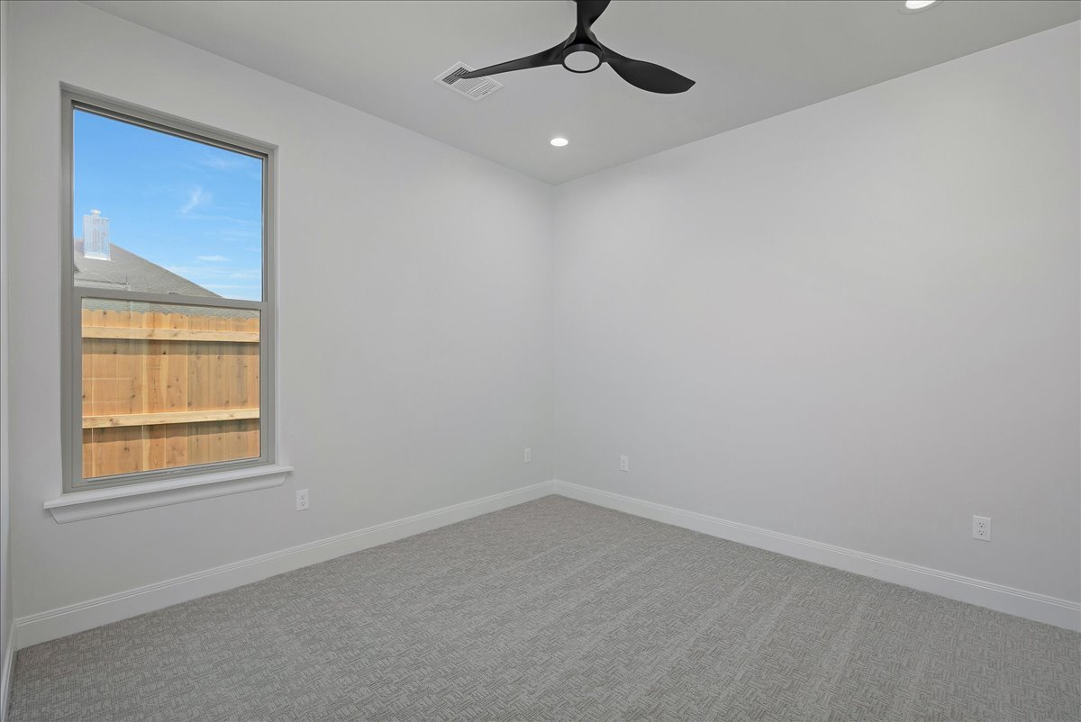 10351 Cactus Flower_21-Bedroom 3.jpg
