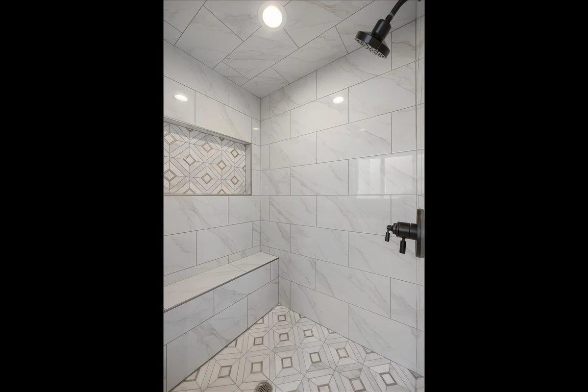 10400-Cactus-Flower-Rd-22-Primary Shower.jpg