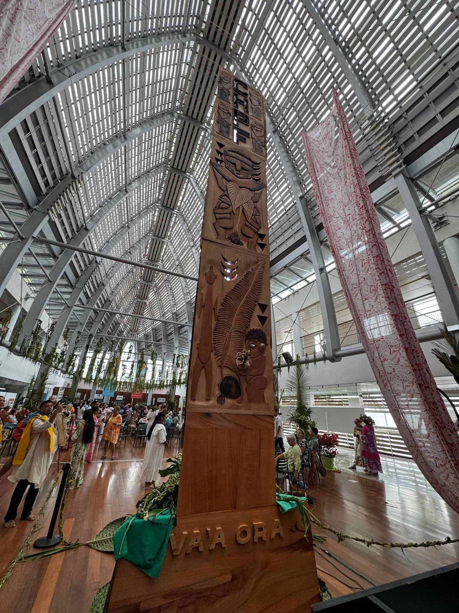 Va'a Ora Tahiti Unu Ceremony