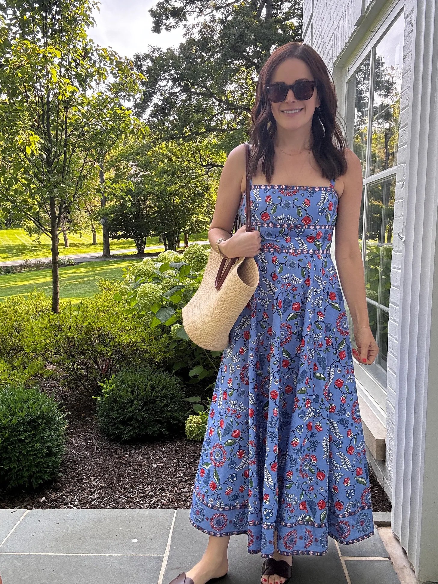 Episode 35: Danielle Moss on Living The Life You Want To Live, Childhood Cancer, Living Through Fear &amp; Trauma and Coming Out The Other Side