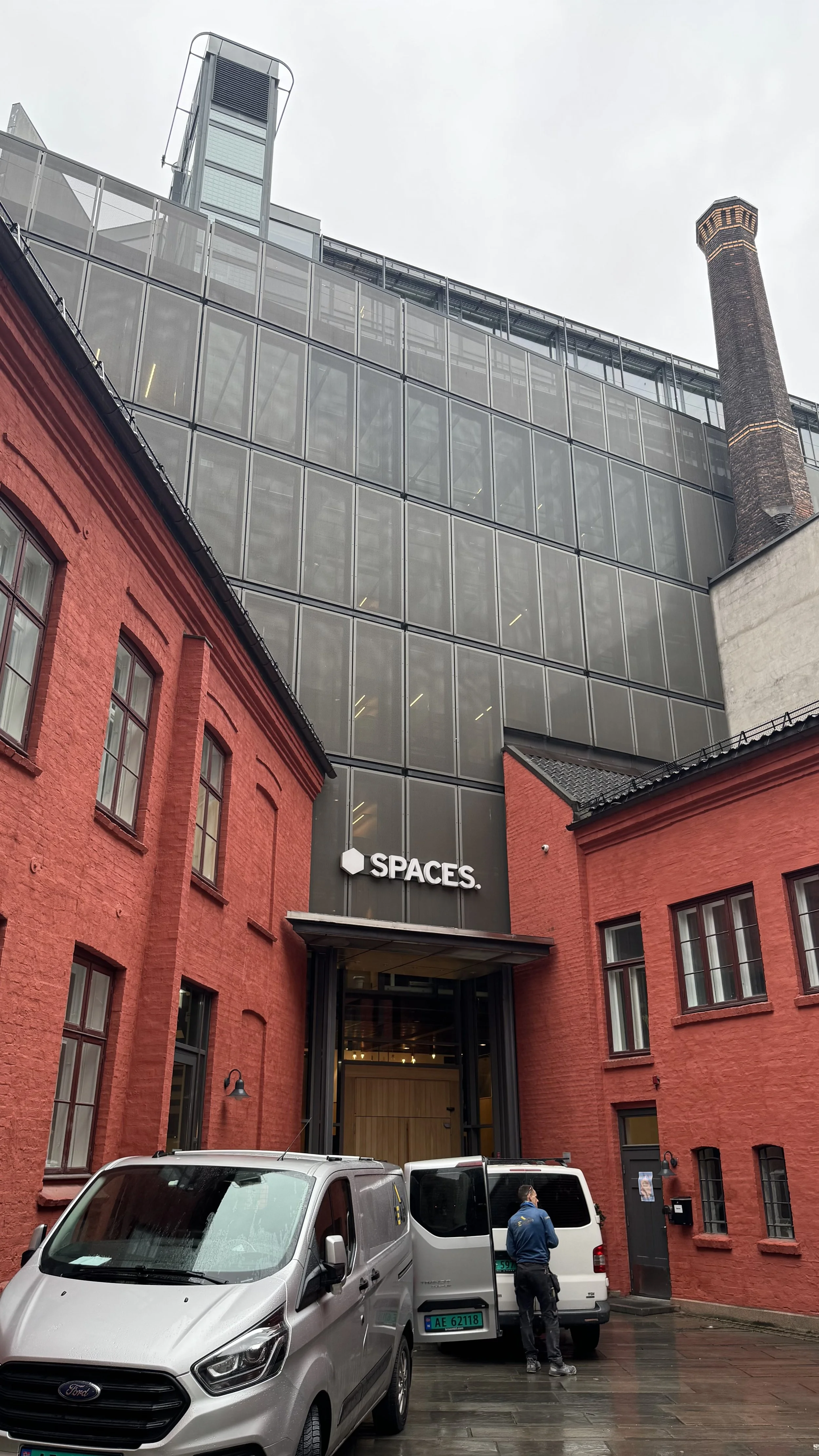 Inngangen til SPACES Apotekergata 10