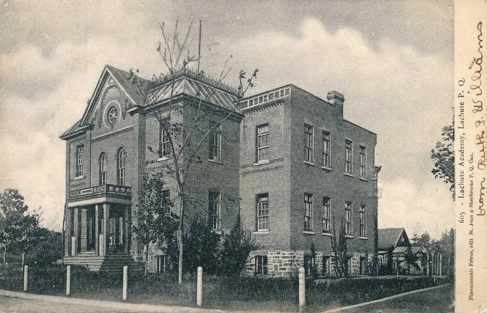 Lachute Academy où Thomas a entamé ses études supérieures en 1871