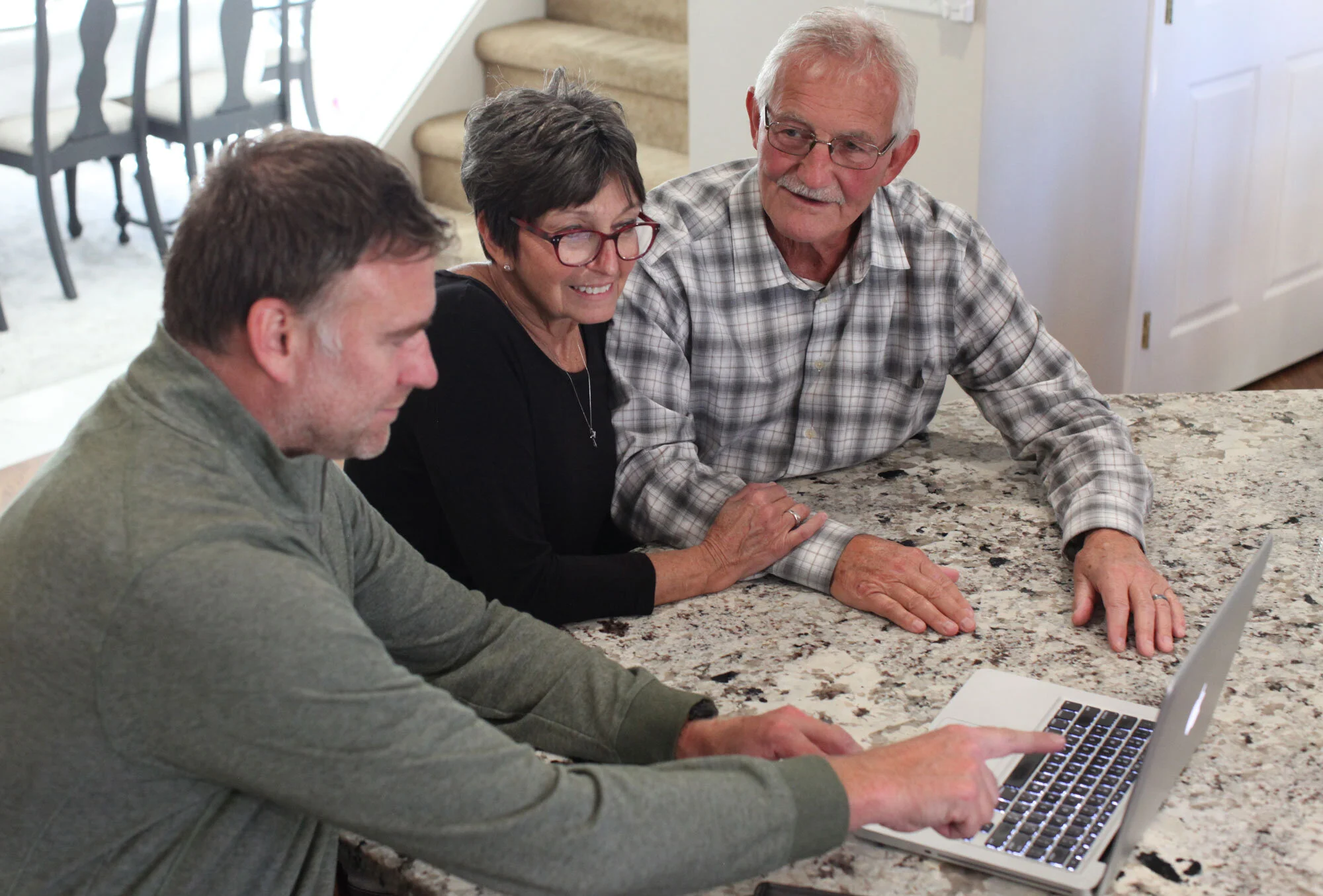 Advisor-Fam1.jpg