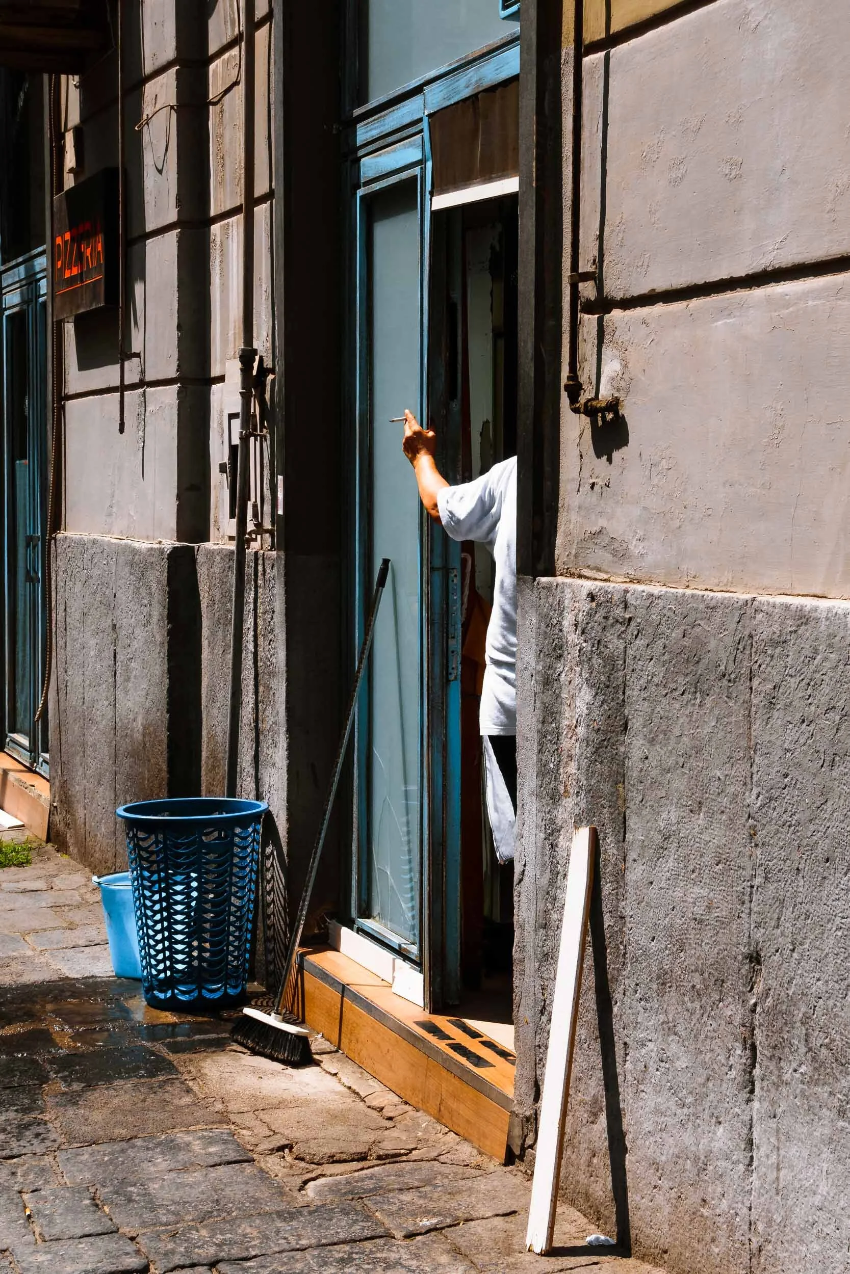 Pausa-Sigaretta-Naples-street-cigaretta-pizzeria-190730_RX100M3_DSC0887_2500px.jpg