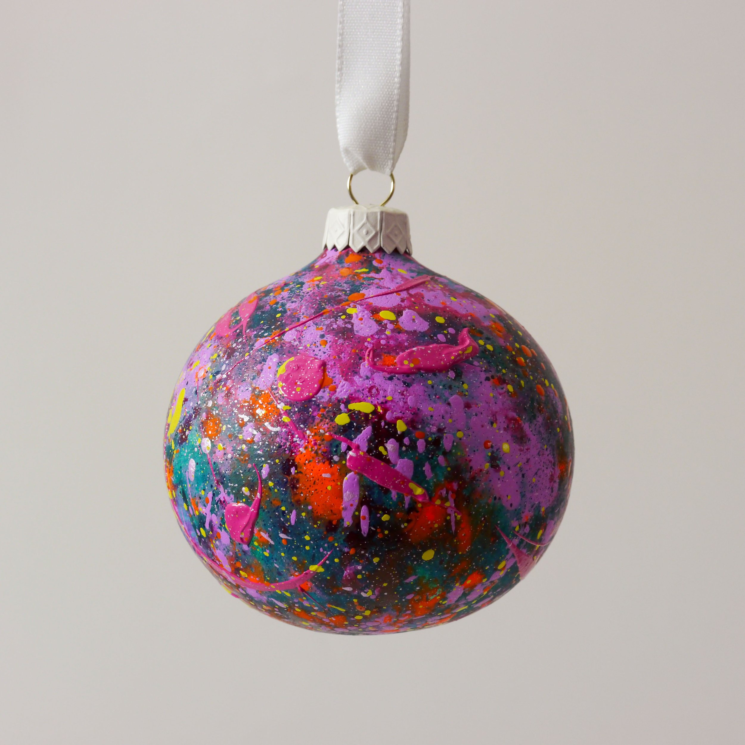 Ltd Edition Bauble 007.jpg