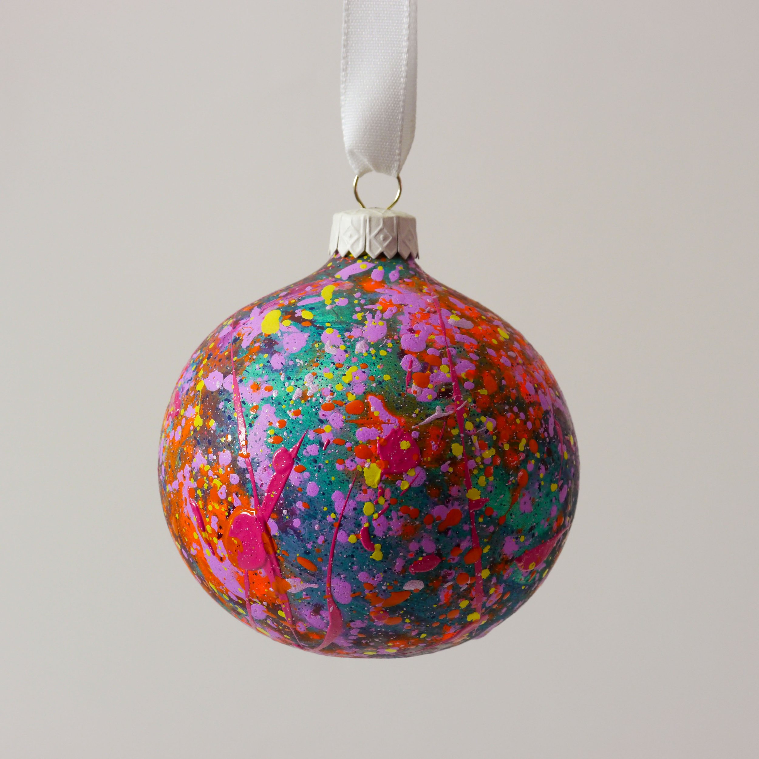 Ltd Edition Bauble 005.jpg