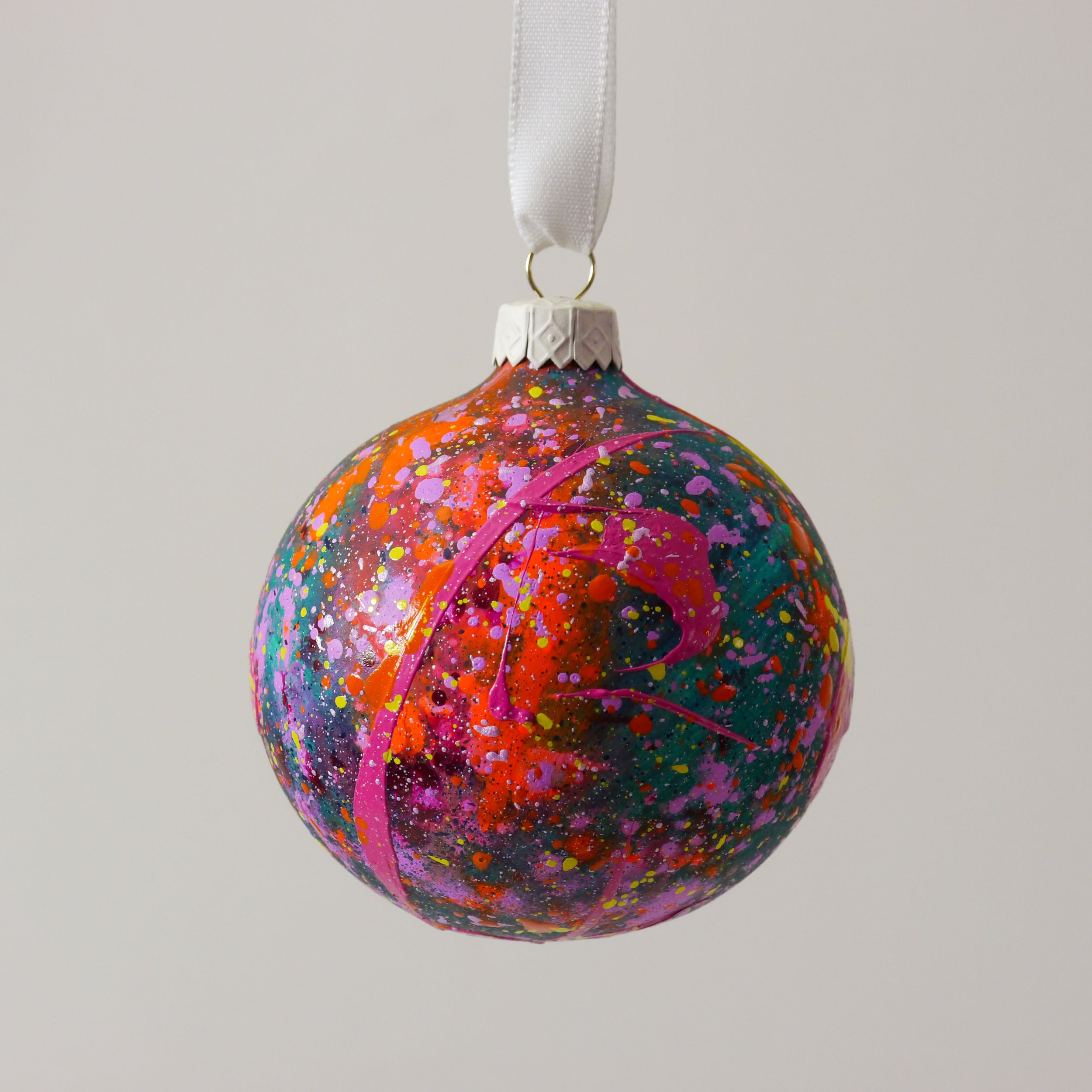 Ltd Edition Bauble 013-3.jpg