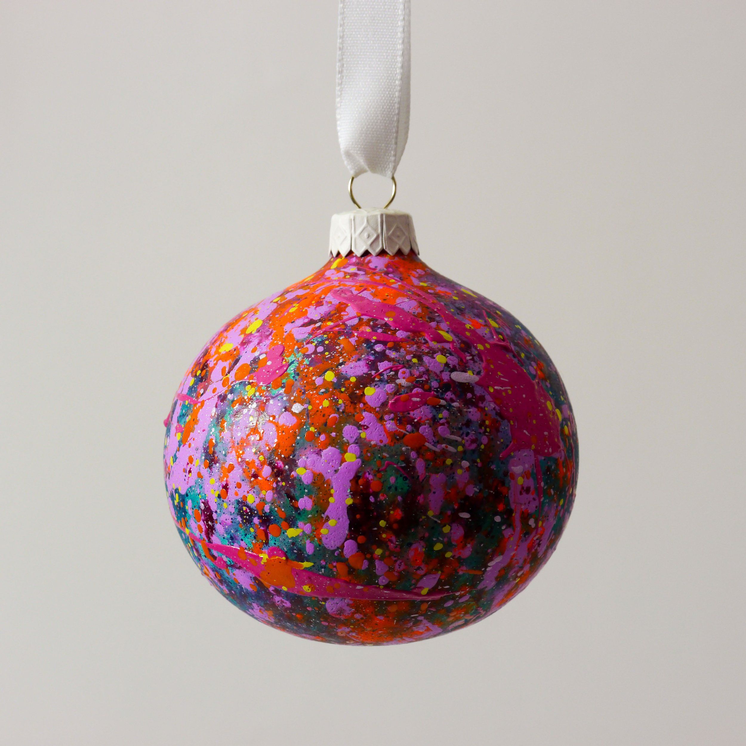 Ltd Edition Bauble 012-3.jpg