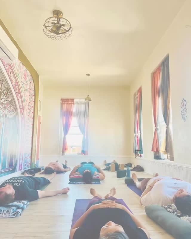✨Join Yoga Home’s exclusive 265-Hour Contemplative Yoga Teacher Training—the only program of its kind in Colorado Springs and Fountain!✨
✨With just 4/8 spots left, don’t miss this opportunity to transform your practice and share yo