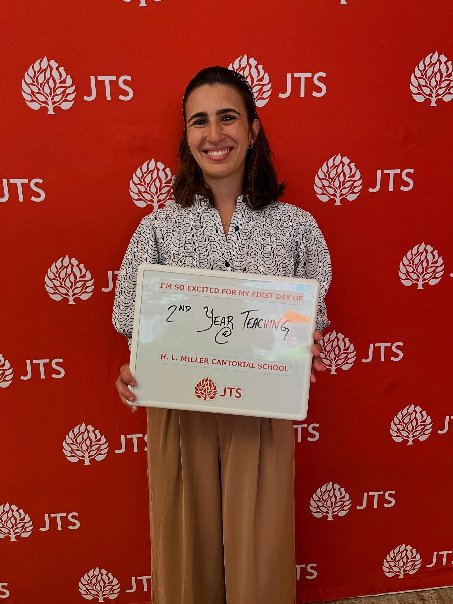 Another #firstday at @jtsvoice in the books! Let&rsquo;s get these cantors conducting and making music!

+ a friend sighting!