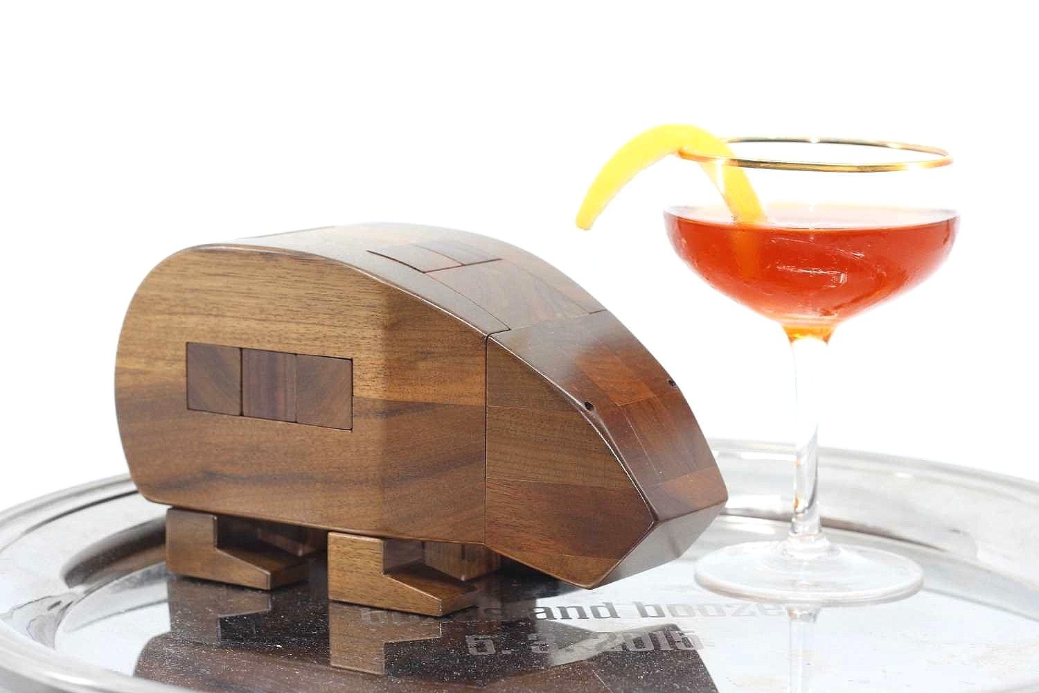 Boomerang cocktail and Whileamina wombat puzzle