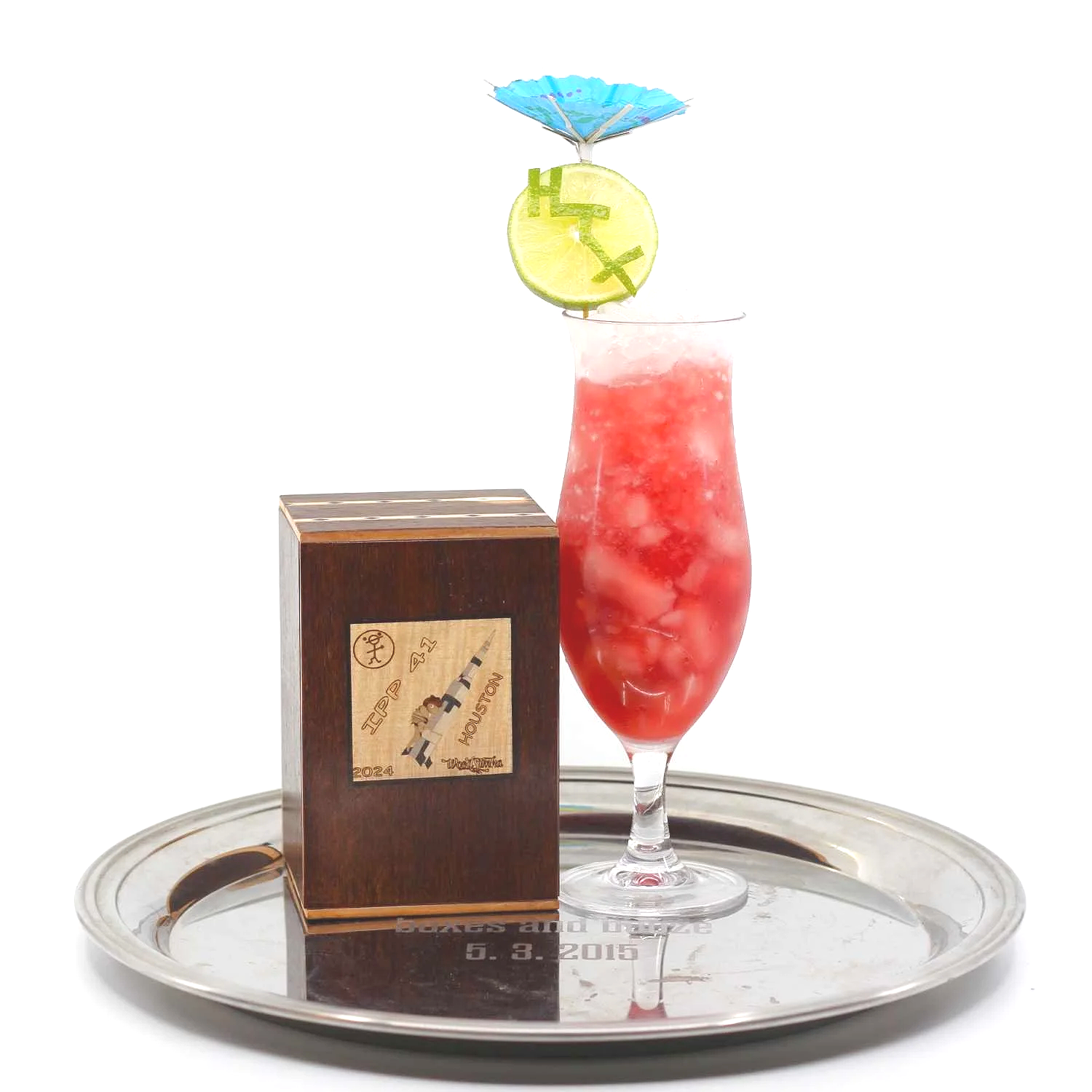 Hurricane cocktail and Old School puzzle box
