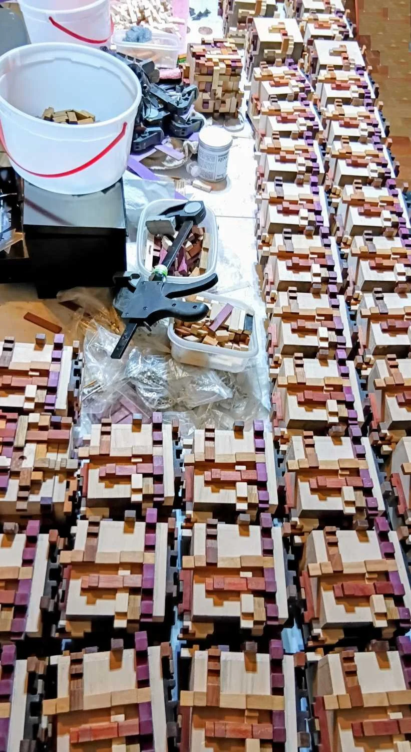 Midas Touch puzzle box by Robert Yarger