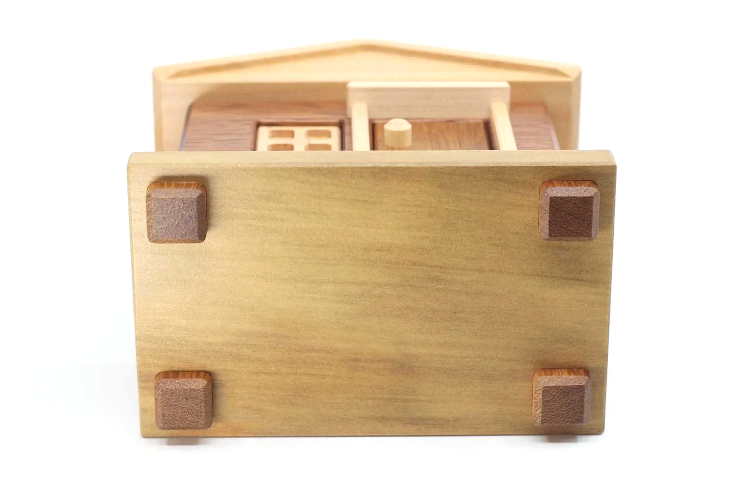Pluredro House puzzle by Juno