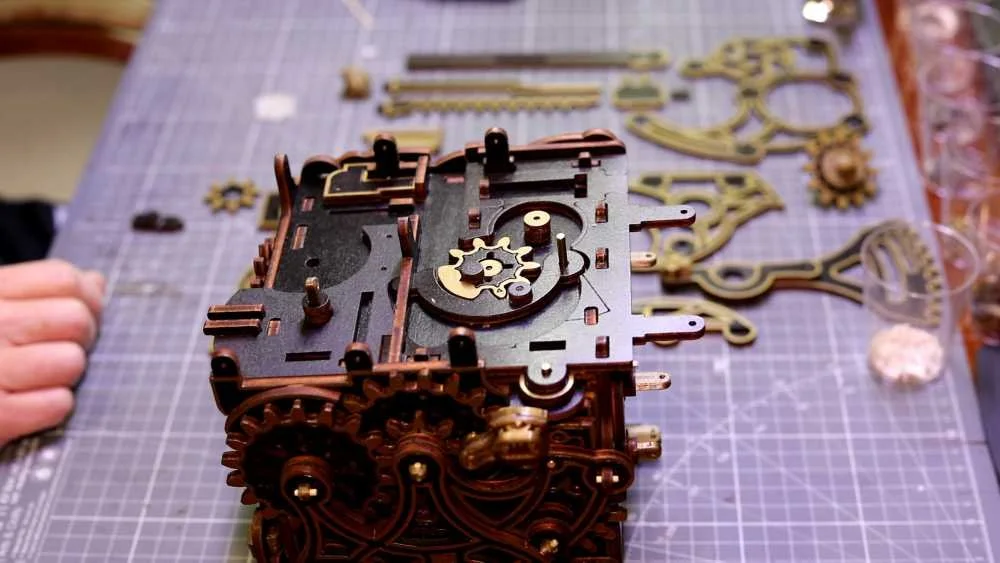 Mecanicarium puzzle box by Christophe Laronde
