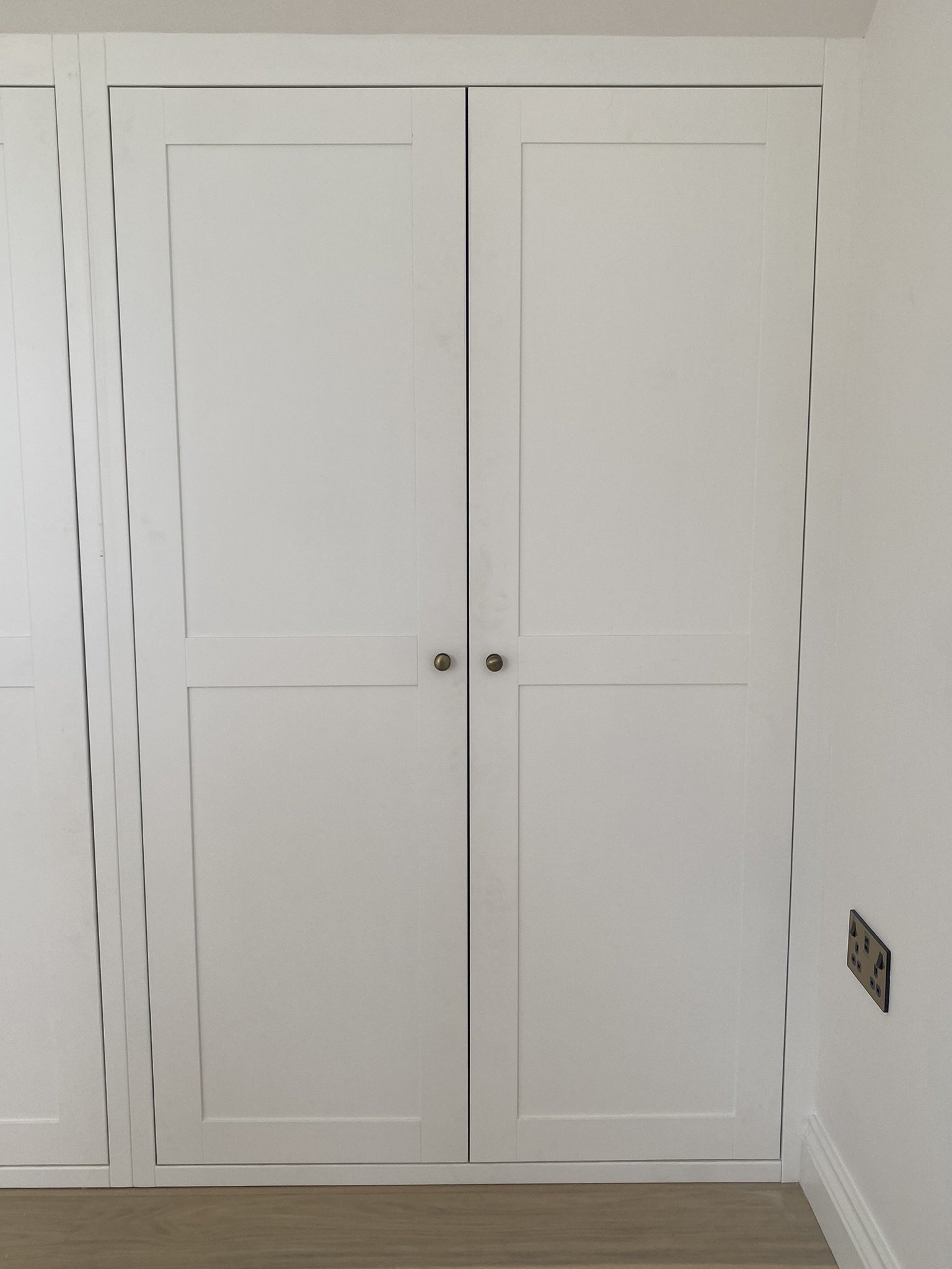 Thistleton Wardrobes master BR (4).JPEG