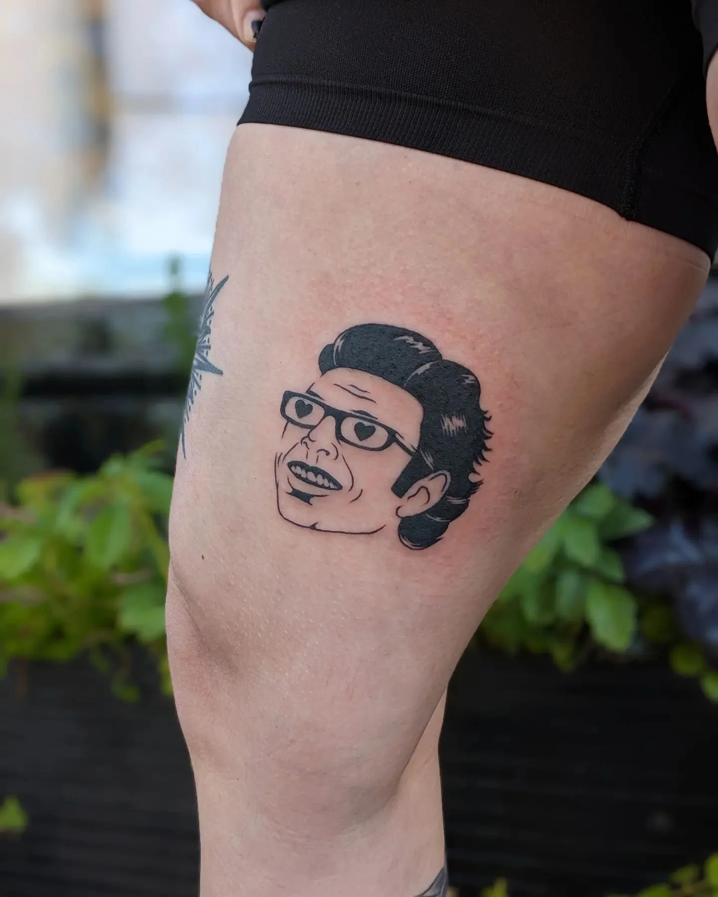 The mythical @jeffgoldblum for the ever-awesome @themurphette recently!
.
Eco-conscious and Vegan tattooing 🌱💚
Based at @harmlesstattoo
For enquiries, please email hello@adam-willett.com or visit www.adam-willett.com
.
 #blackwork #tattoo #blackwor