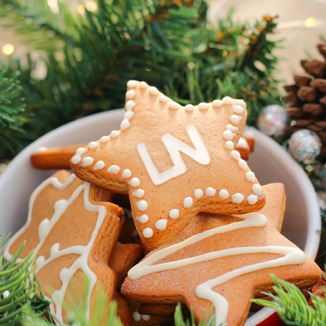 Happy National Cookie Day! 🍪

Get into the holiday spirit by baking cookies with the whole family today. Or stop in at @canvaslakenona before 4 pm to pick up some already-made sweet treats.