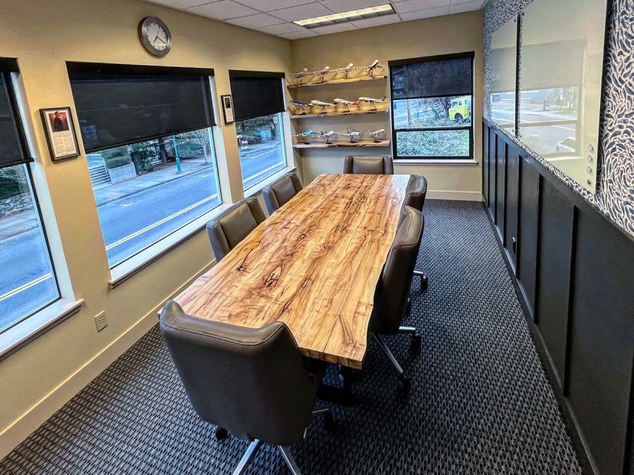 Come fly with me! ✈️
We just installed our new live edge Maple conference table with matching floating shelves in its forever home of Blue Pacific Logistics and we&rsquo;re soaring high from the results! 
.
.
.
@urbanlumberco 
.
.
#urbanhardwoods #wo