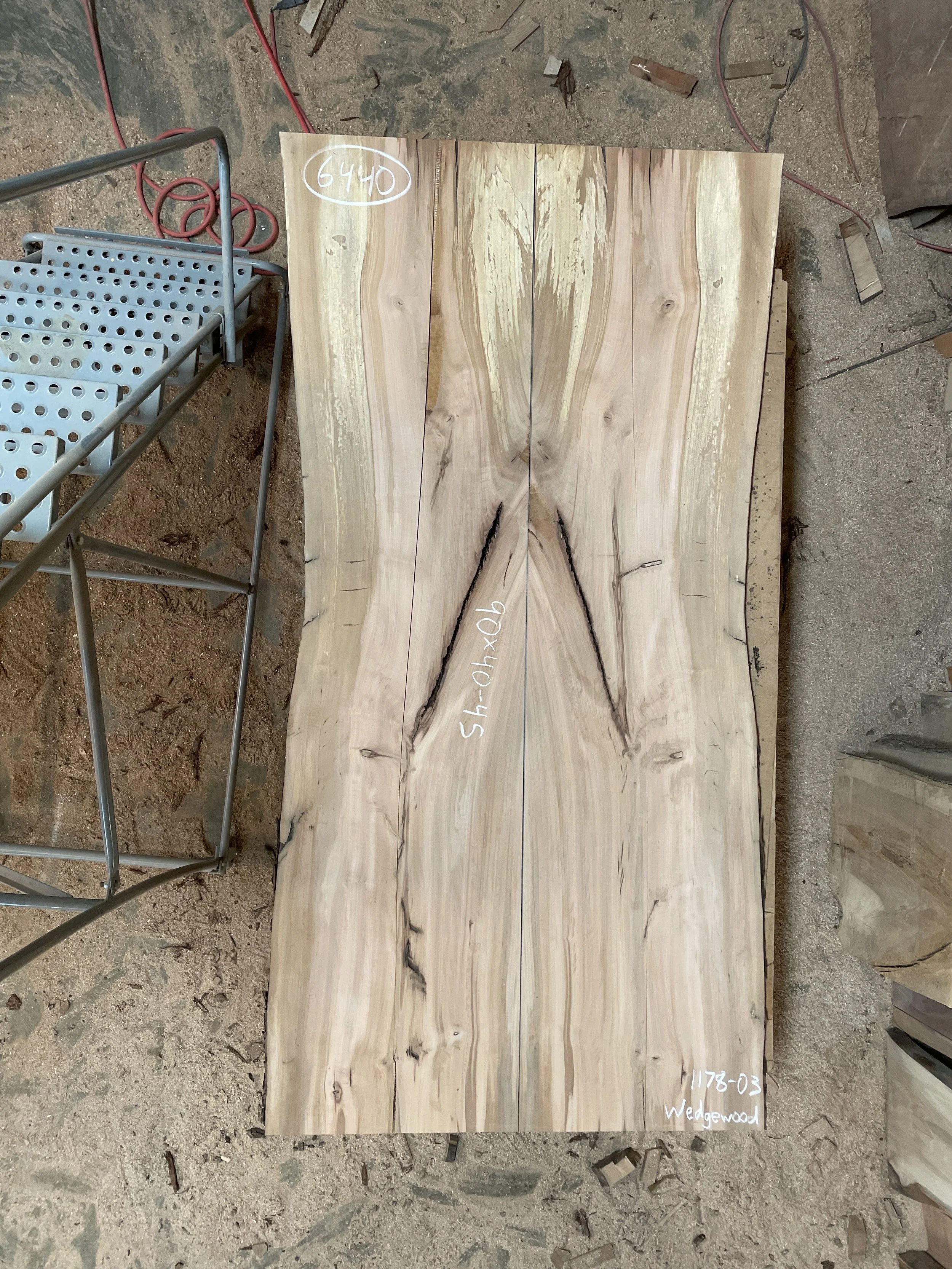 #6440 Madrone 90 x 40-45.jpeg