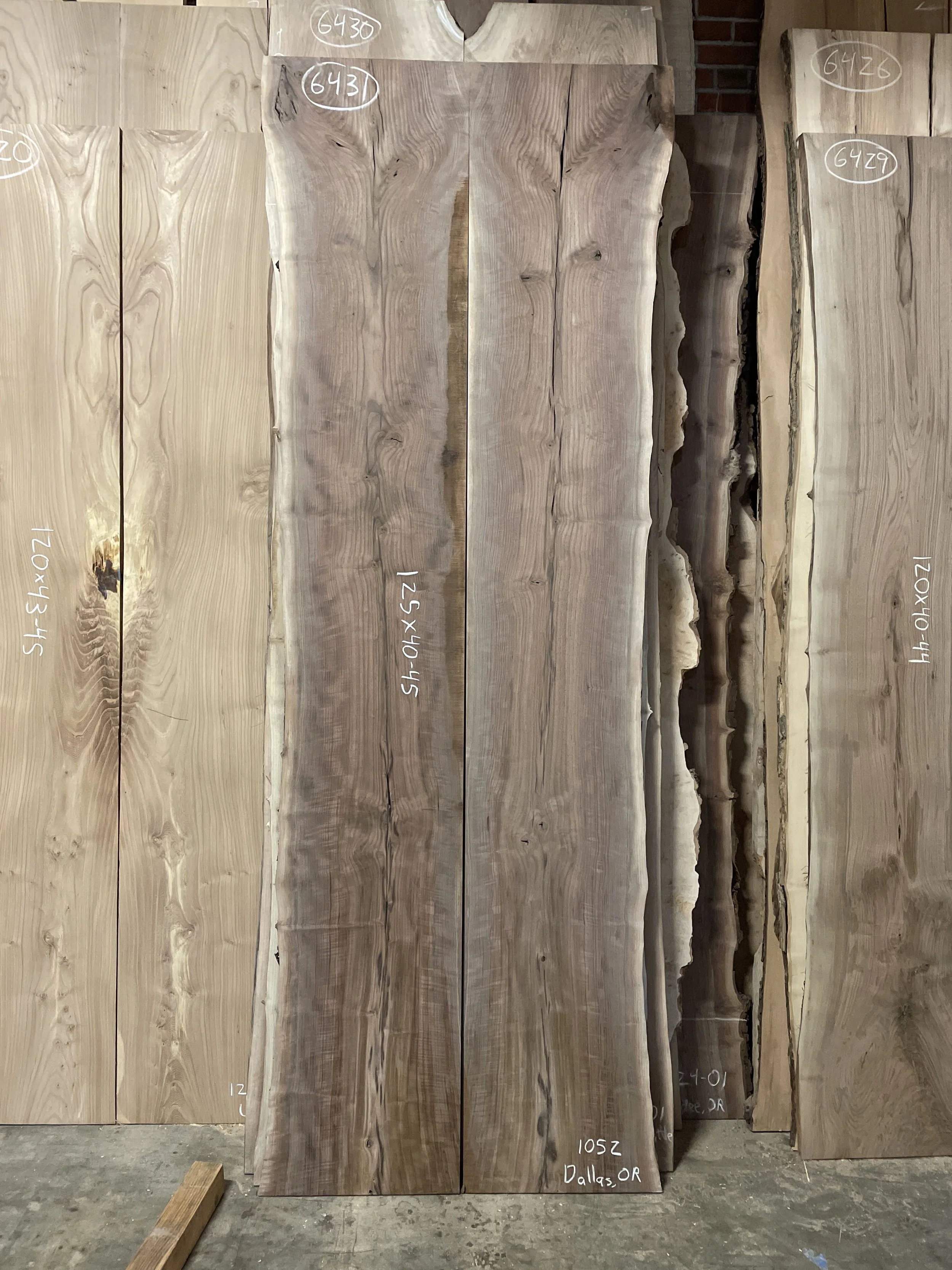 #6431 Walnut 125 x 40-45 $12,300.jpeg